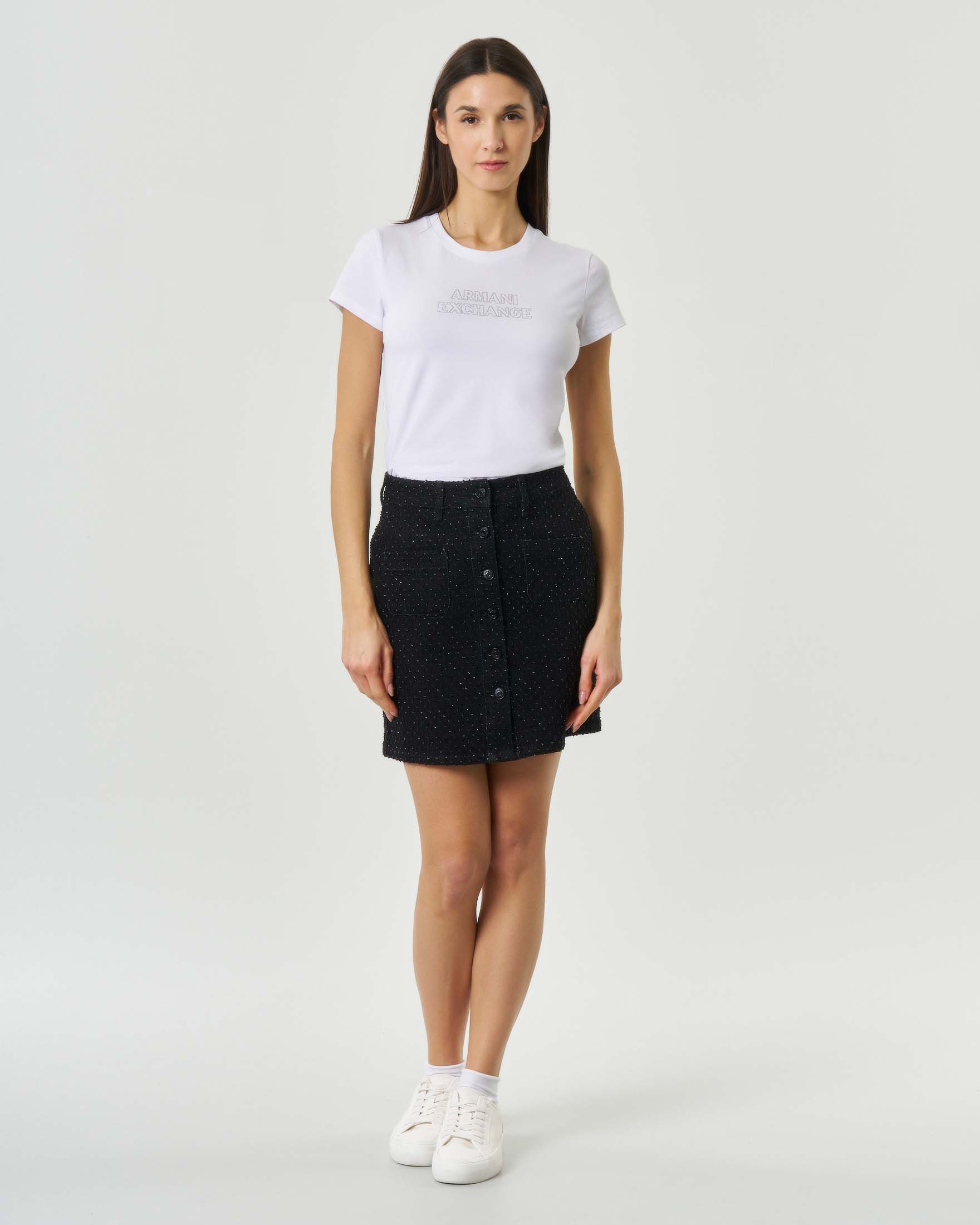 T-shirt slim fit a maniche corte Armani Exchange bianca con scritta logo in strass image