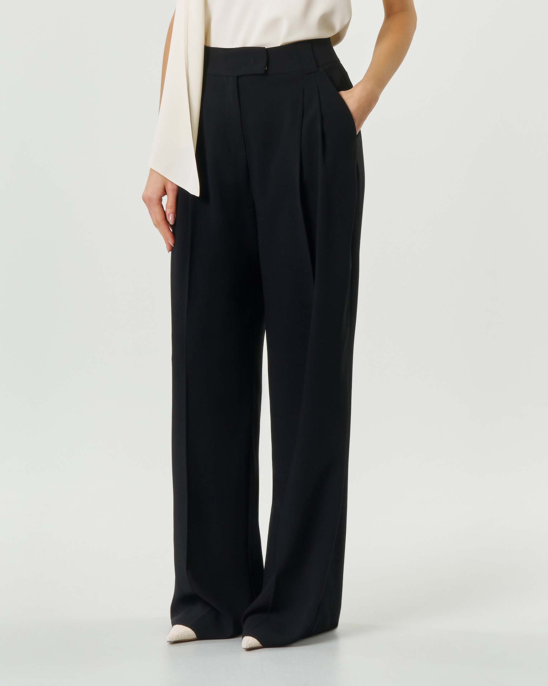 Pantaloni neri Marella 365 dal taglio sartoriale in crêpe envers satin image
