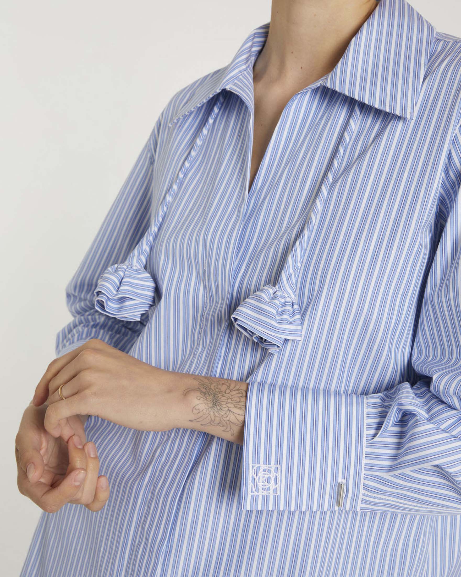 Blusa a righe azzurre e bianche Marella Sport in popeline di puro cotone con sciarpina abbinata a motivo floreale image