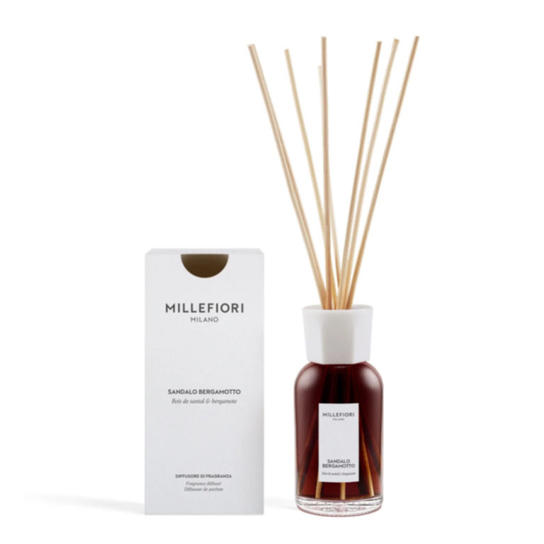 Diffusore di Fragranza a Stick 250 ml. Sandalo e Bergamotto Millefiori Milano