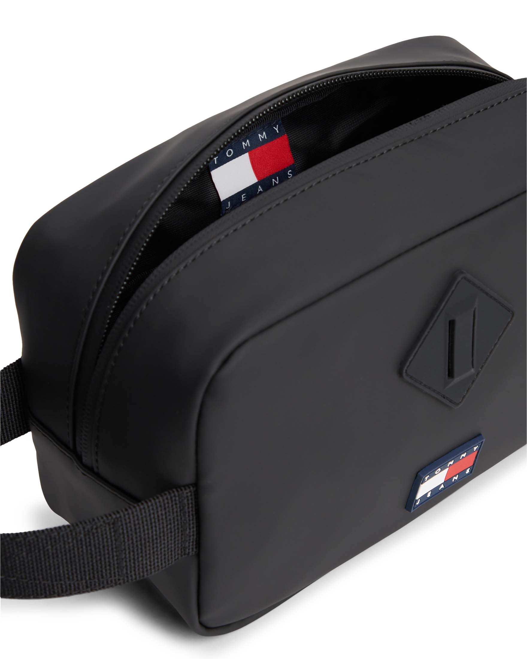 Borsa beauty Tommy Jeans nera in similpelle con logo applicato e manico laterale image