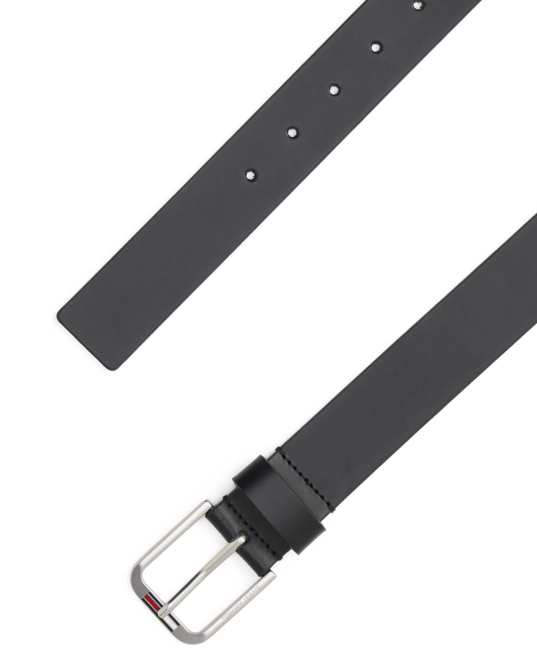 Cintura Tommy Jeans nera in pelle con fibbia quadrata e dettaglio logo bandiera image