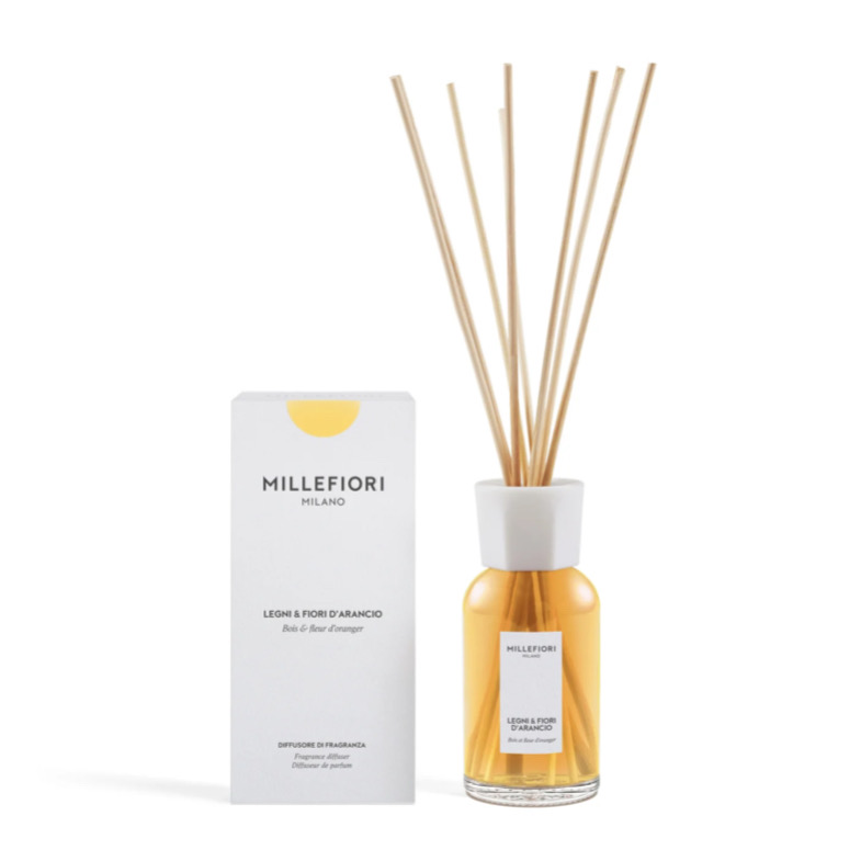 Diffusore di Fragranza a Stick 250 ml. Legni e Fiori d' Arancio Millefiori Milano