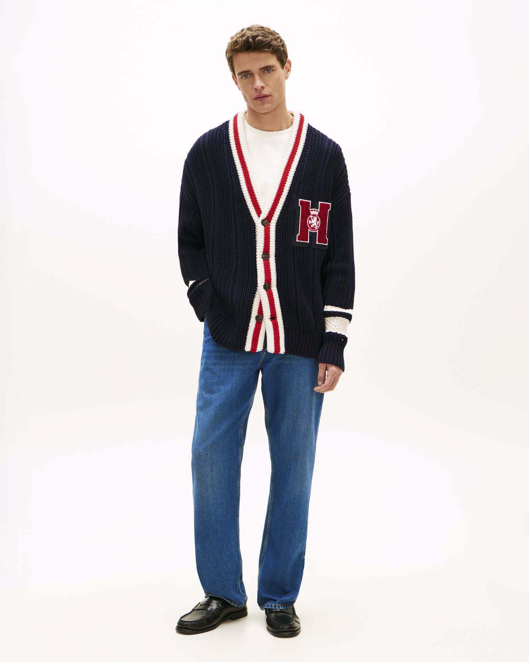 Cardigan blu navy in misto cotone con patch varsity ricamato