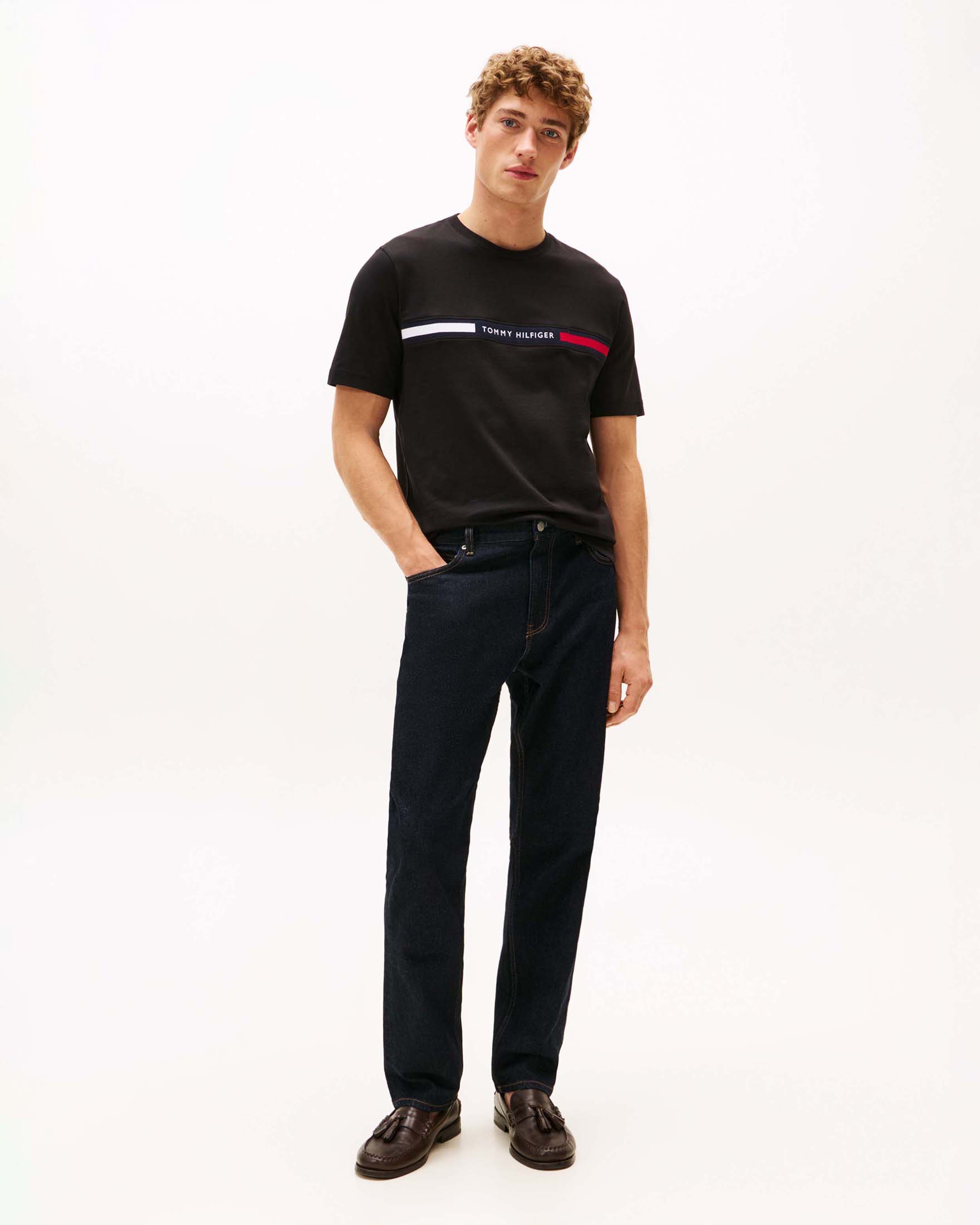 T-shirt nera in cotone con banda e logo