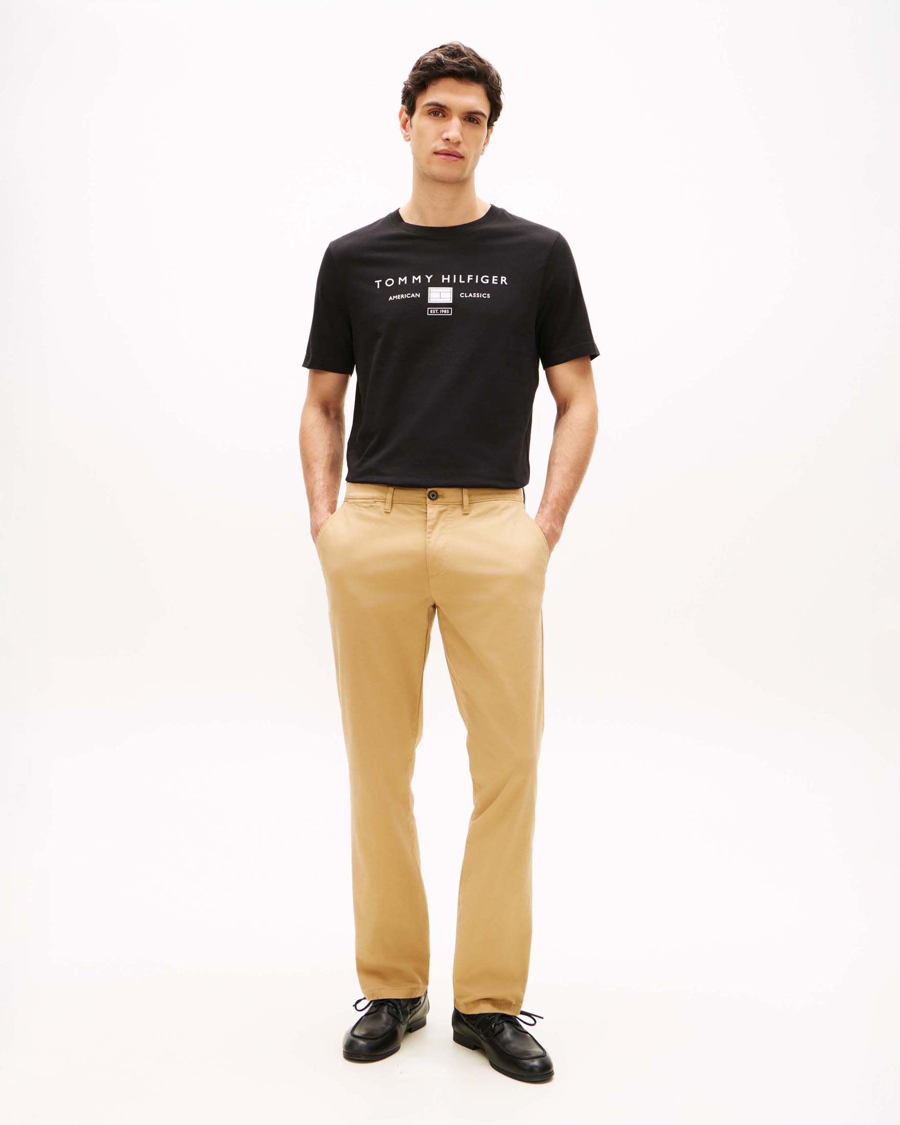 T-shirt mezza manica nera in cotone con stampa logo sul petto