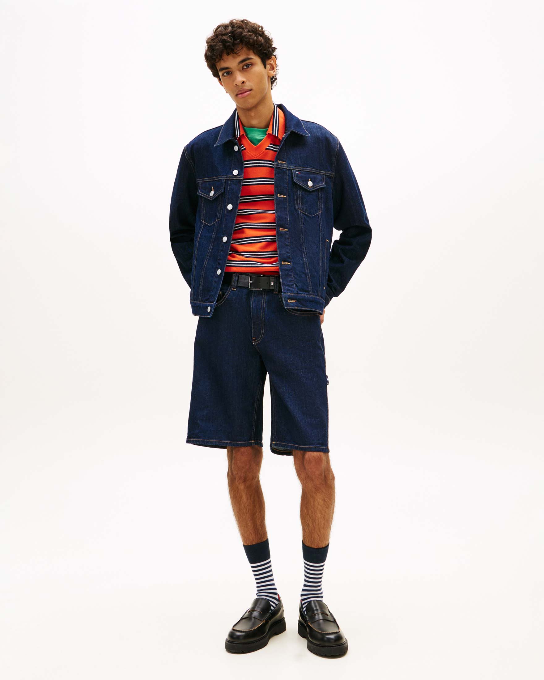 Bermuda dark wash stretch con tasca utility e passante