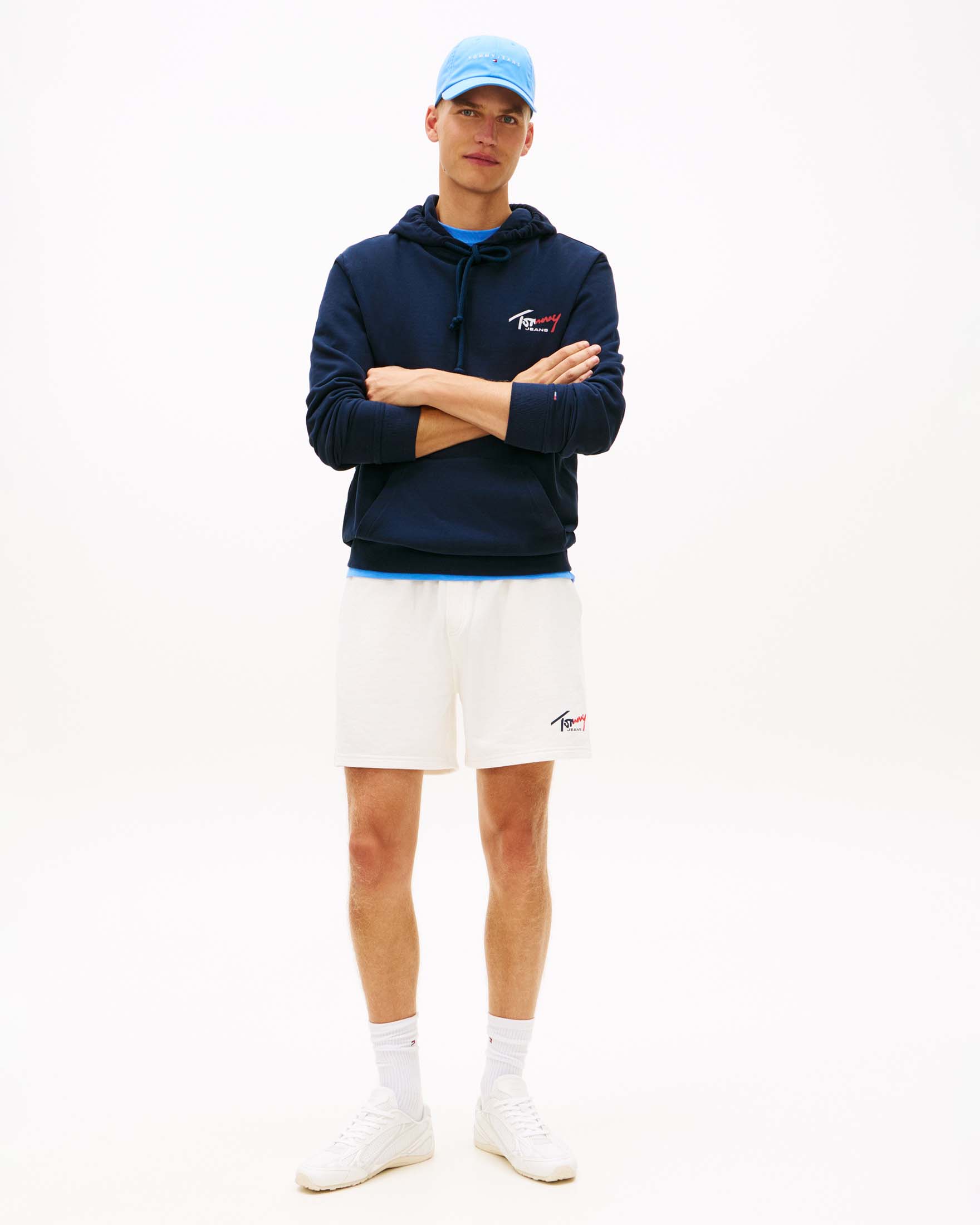 Bermuda Tommy Jeans bianco in felpa di cotone con logo stampato