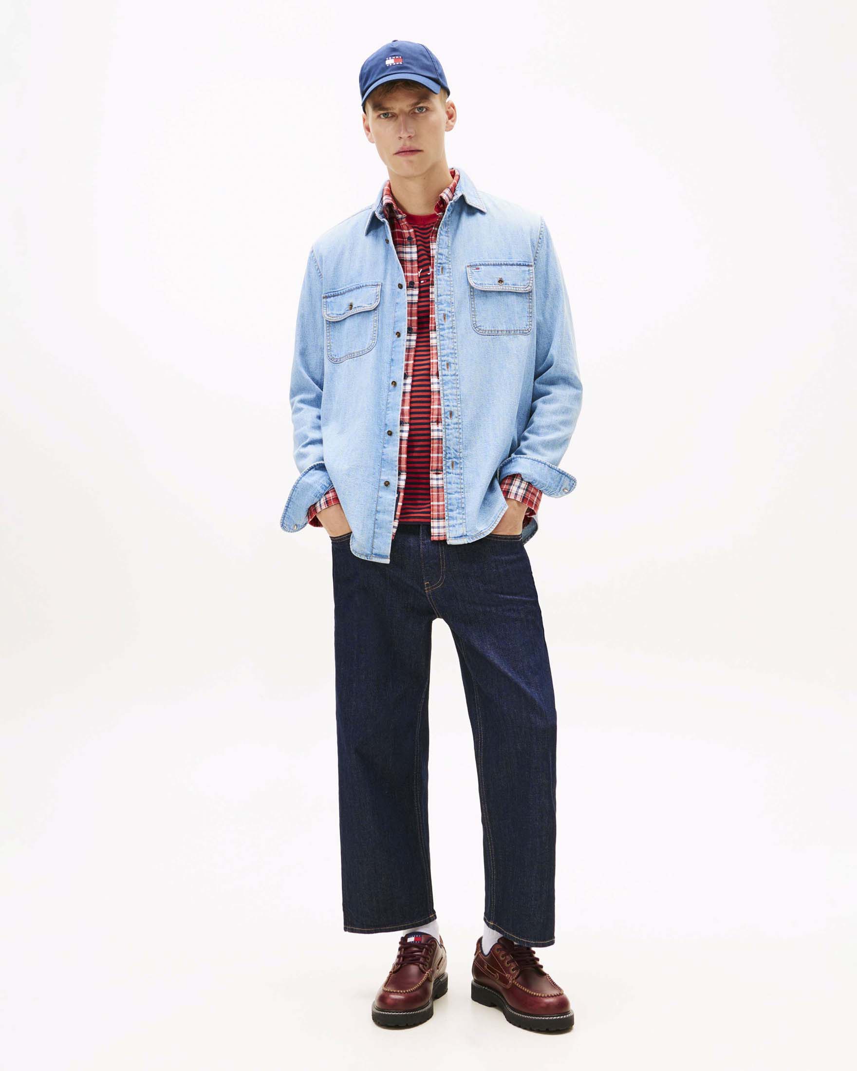 Camicia denim relaxed-fit Tommy Jeans in cotone con tasche frontali
