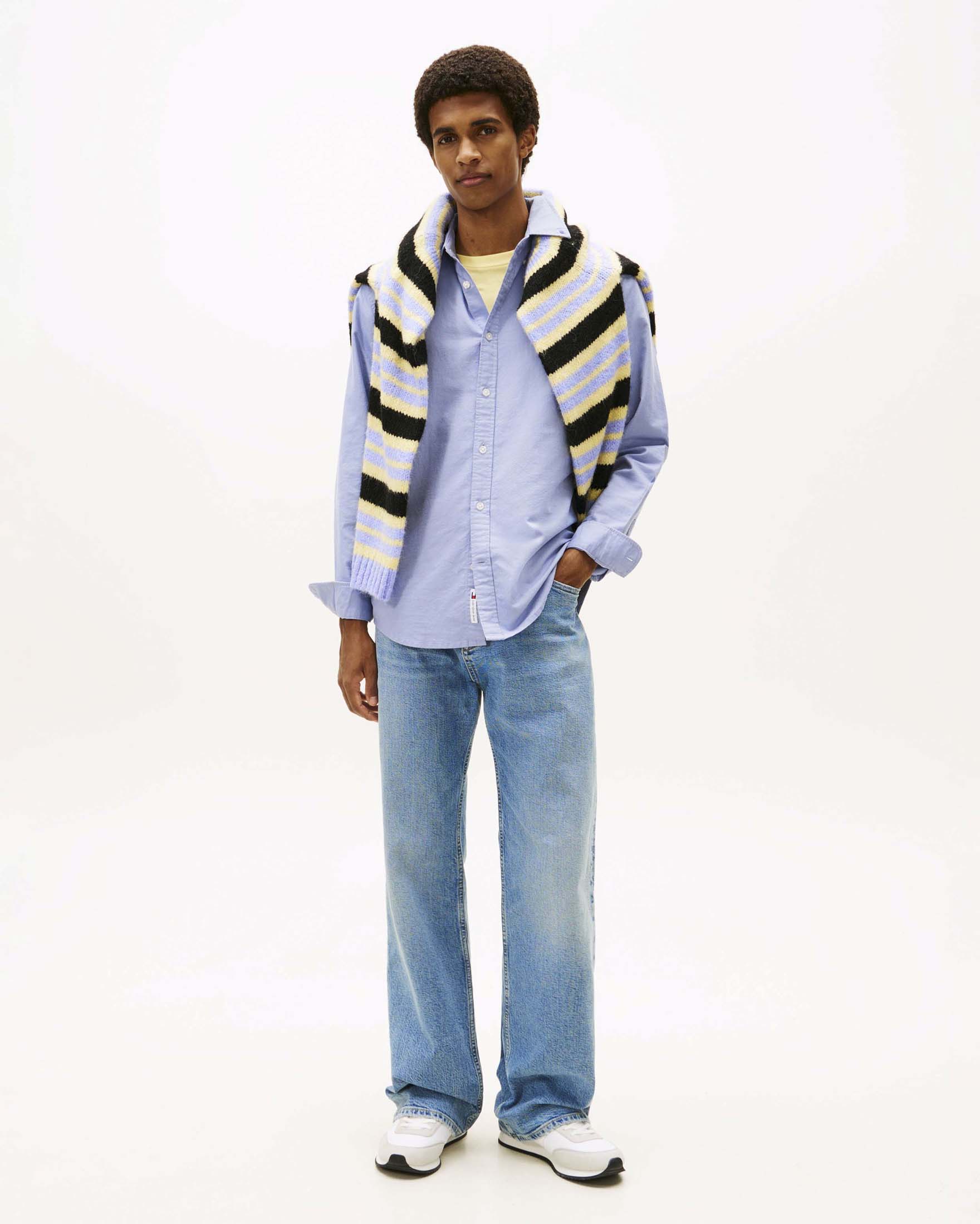 Camicia azzurra in cotone Oxford con logo flag ricamato sul petto