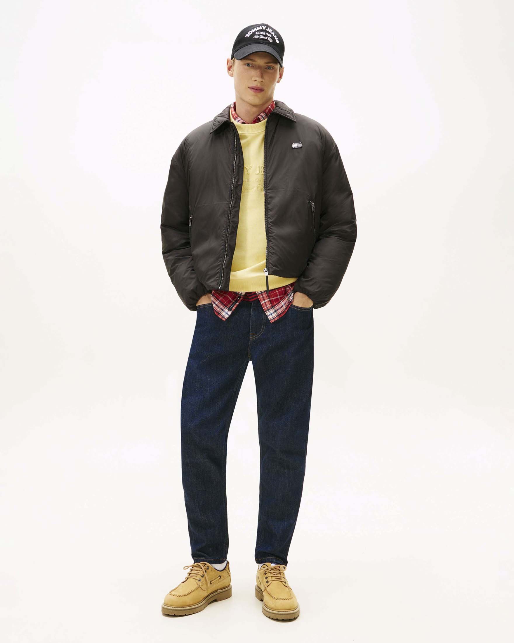 Jeans slim Tommy Jeans dark wash in denim elasticizzato con salpa a bandiera