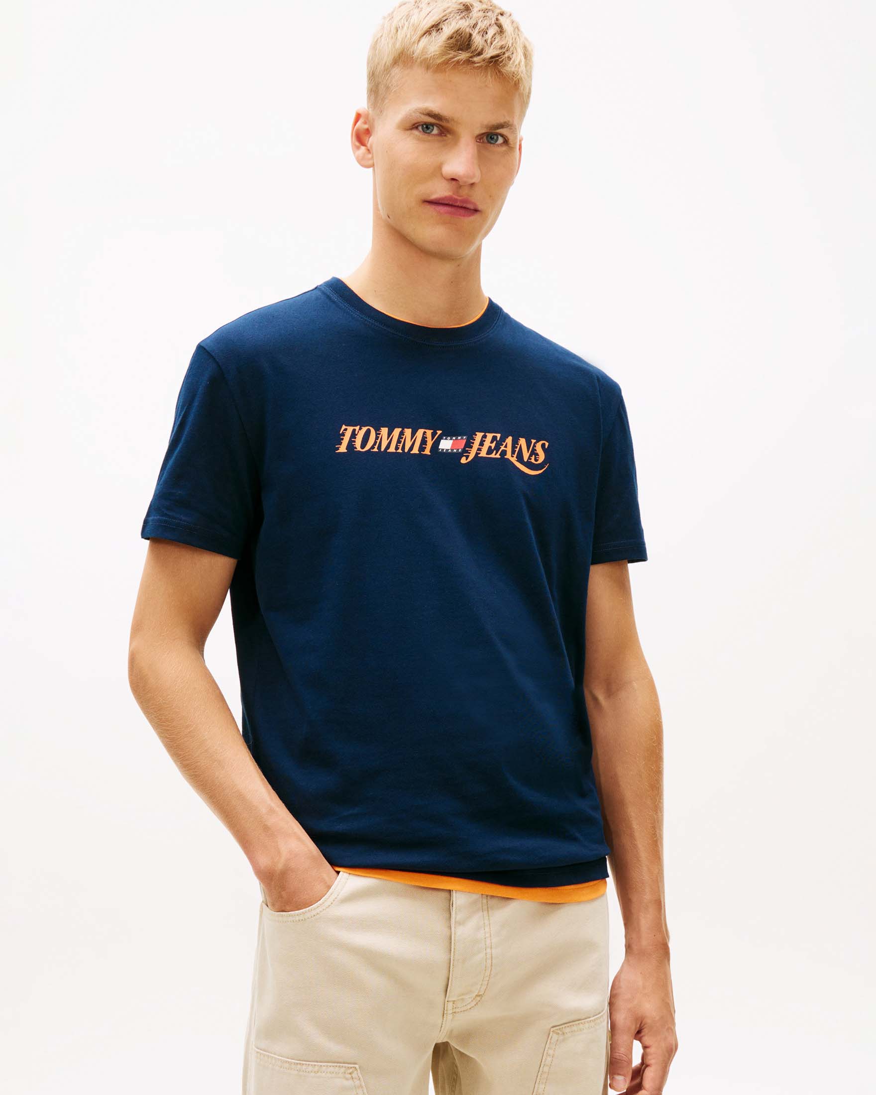 T-shirt girocollo Tommy Jeans blu in cotone con logo grafico stampato image