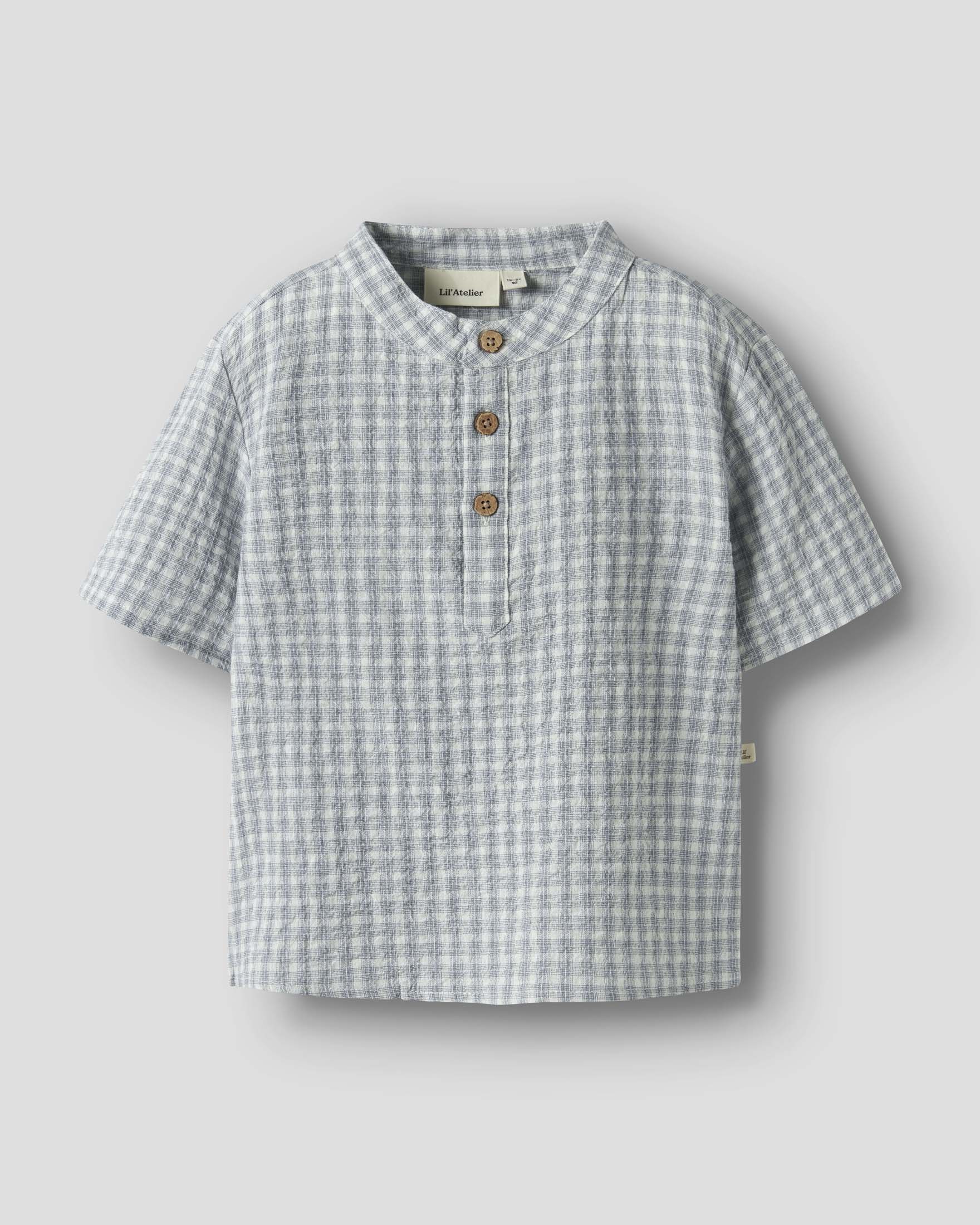 Camicia serafino Lil'Atelier avorio e azzurra in cotone stretch