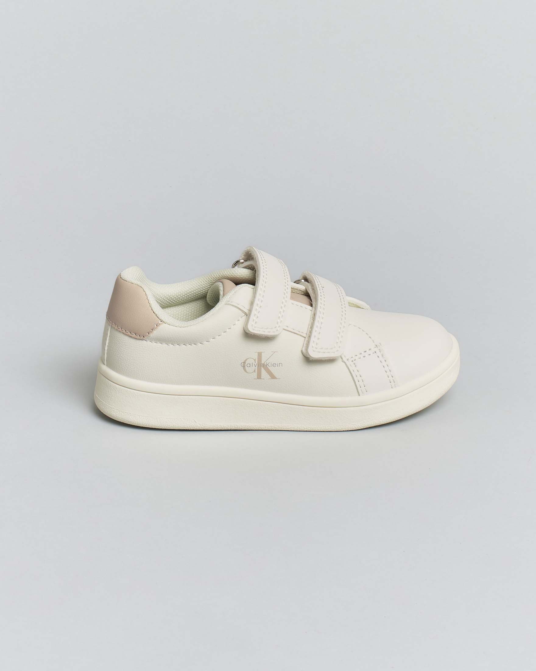 Sneakers avorio in ecopelle con chiusura a velcro e dettagli cipria