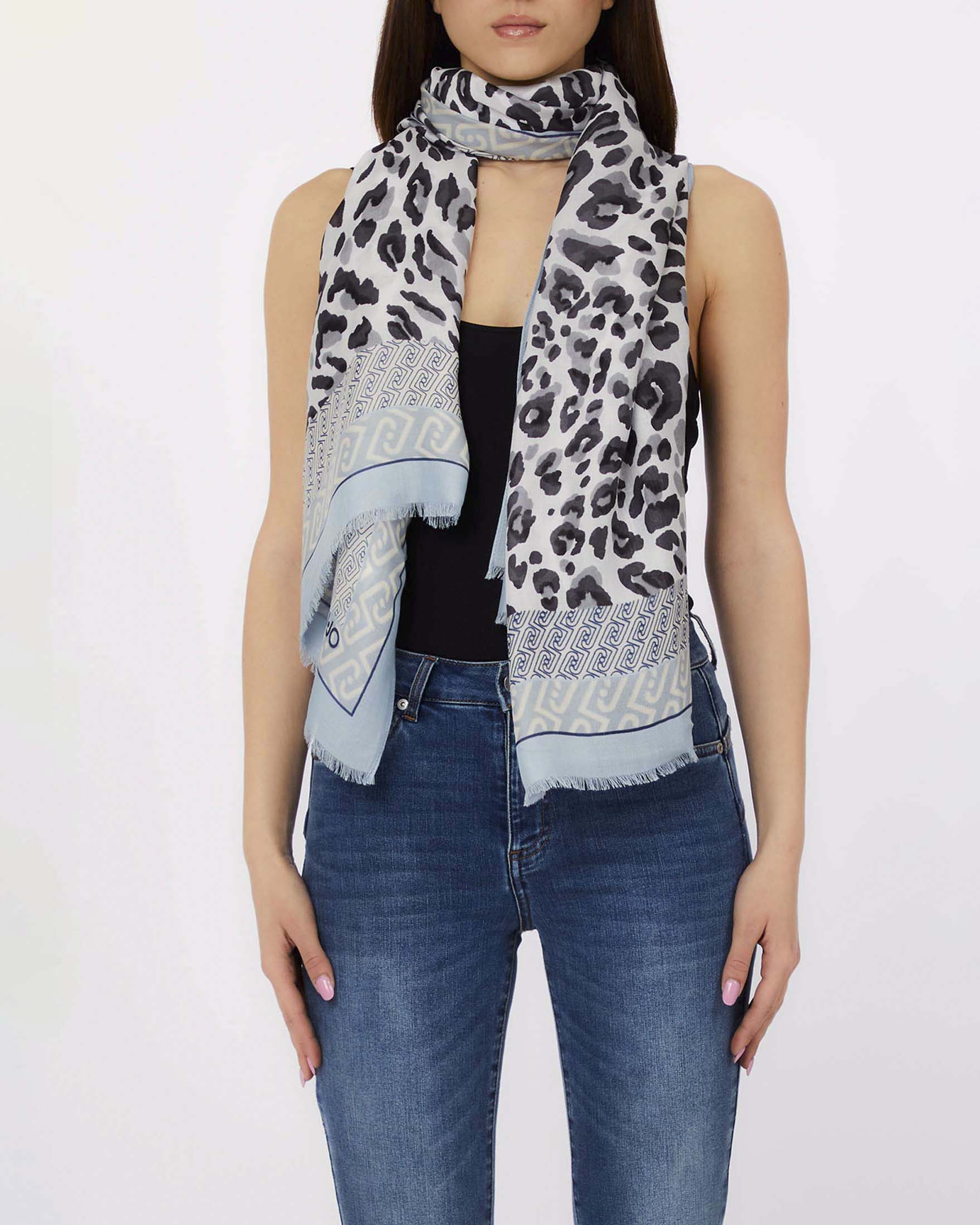 Sciarpa Liu Jo azzurra in modal con stampa animalier e logo monogramma