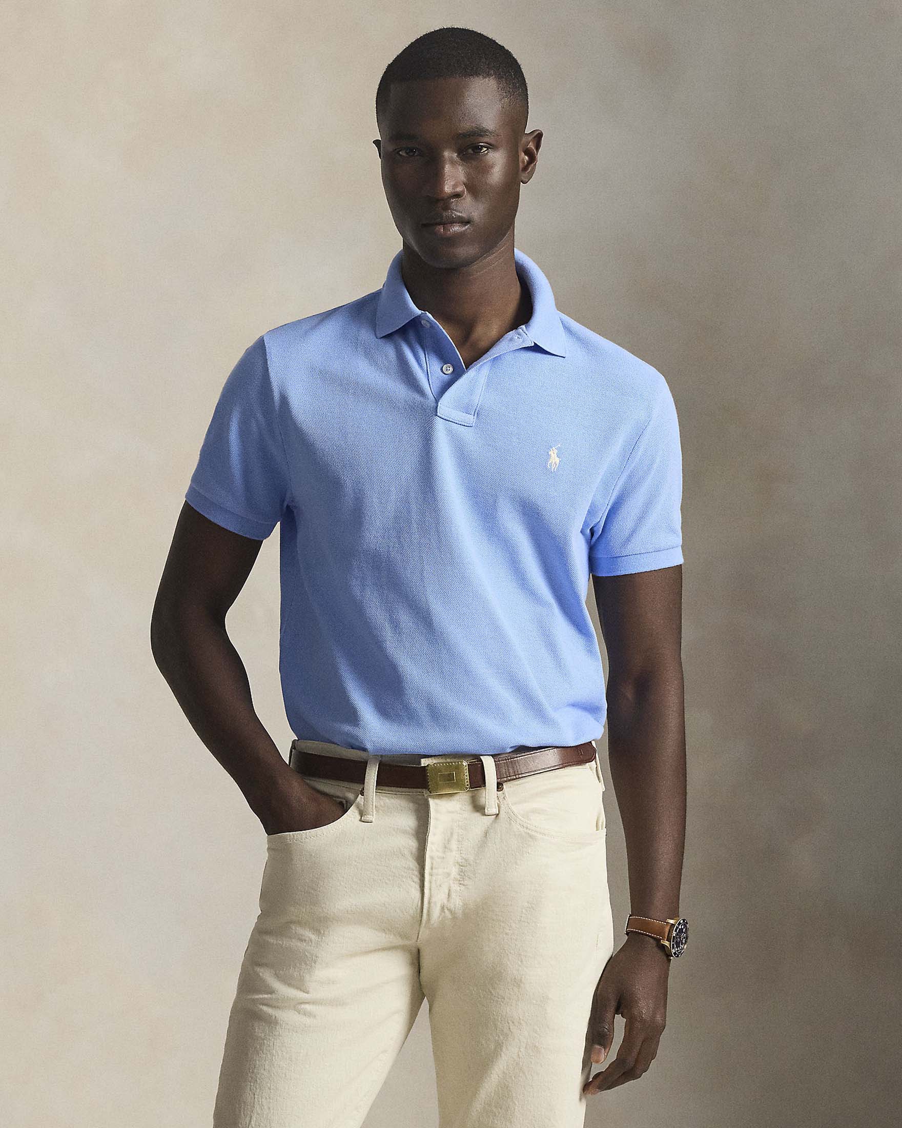Polo azzurra custom slim-fit mezza manica in piquè di puro cotone image