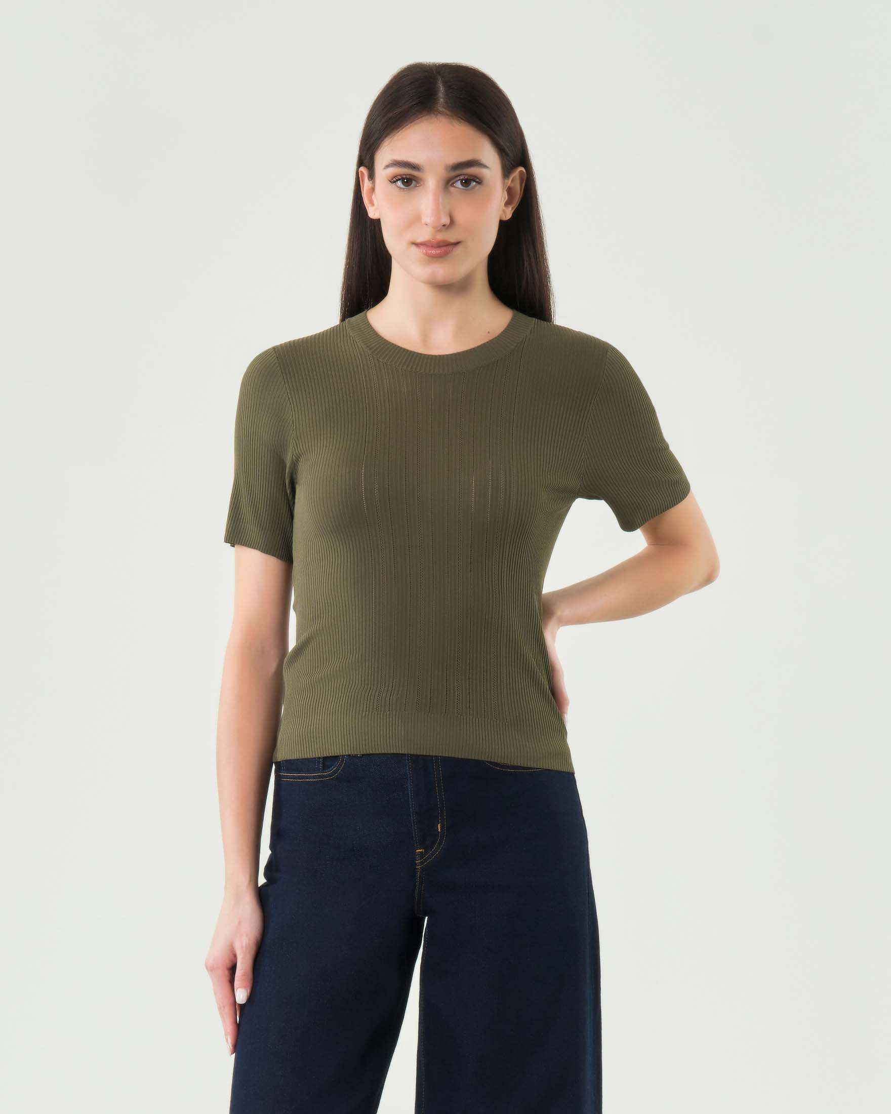 Maglia girocollo a maniche corte verde militare in misto viscosa a costine