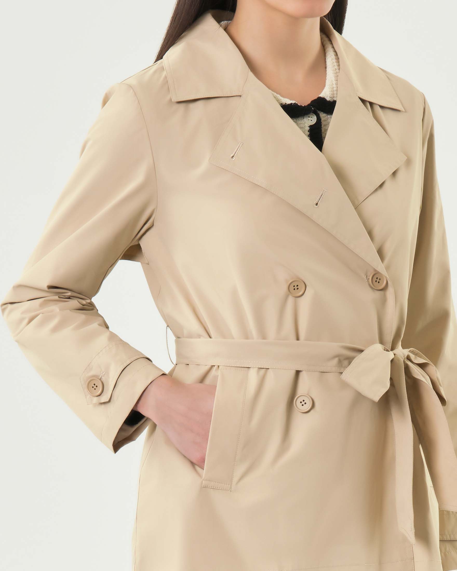 Trench corto beige Hlo! doppiopetto con cintura da annodare image