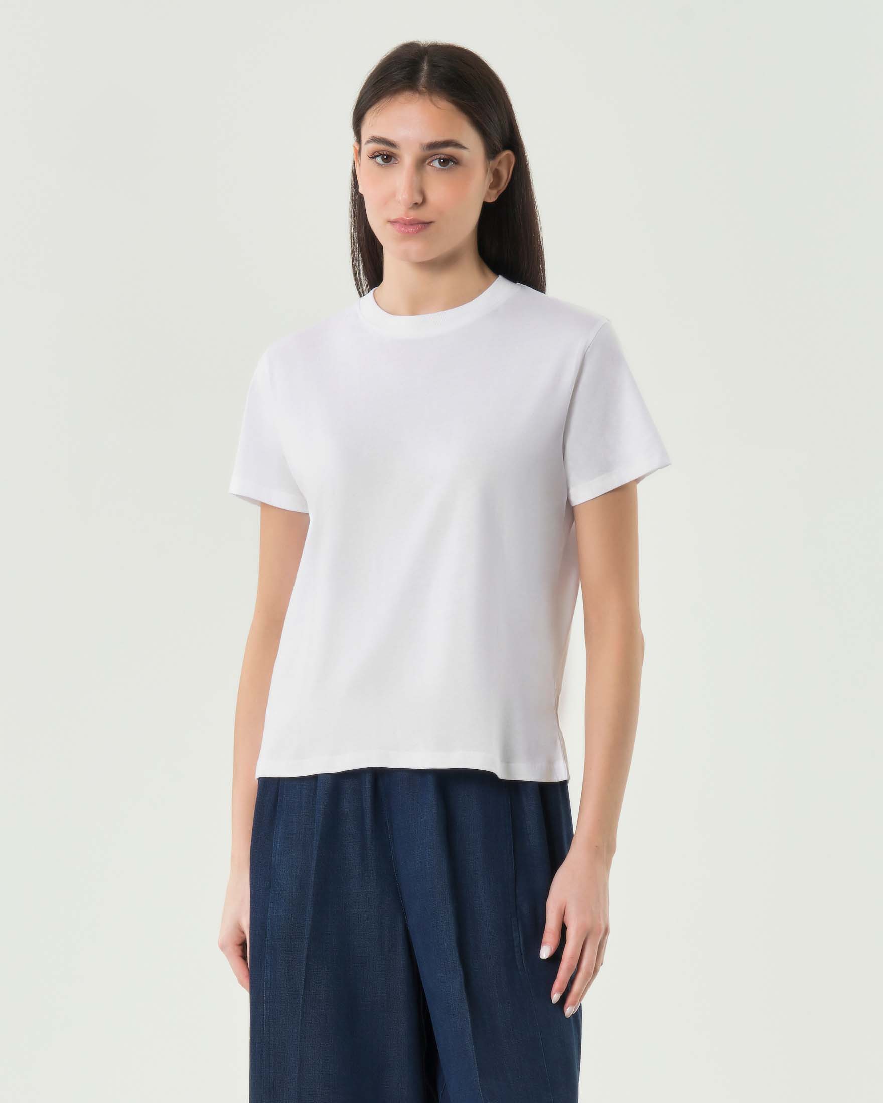 T-shirt bianca girocollo con le maniche corte e bordo scollo a costine