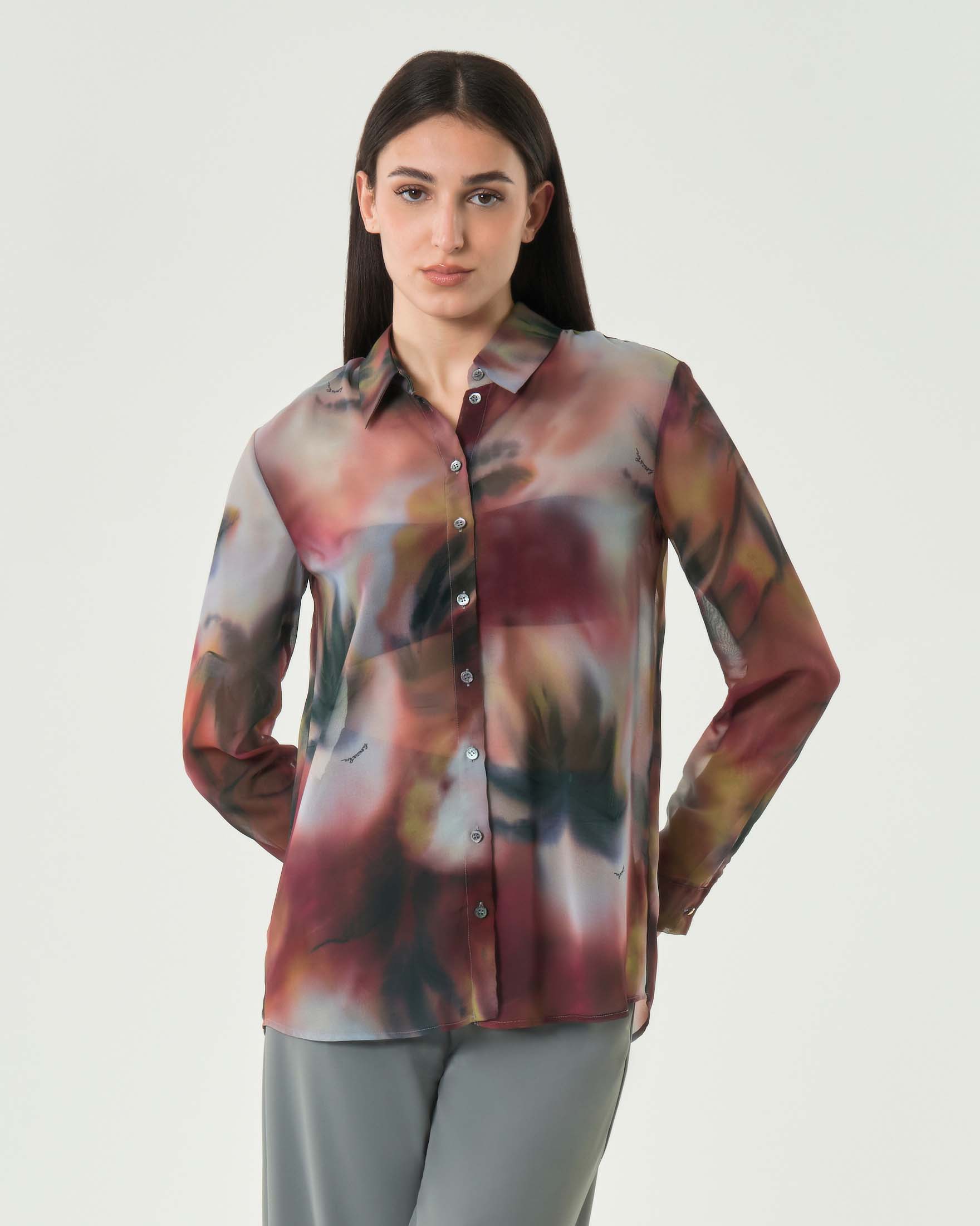 Camicia sfumata in georgette con stampa palme e spalle scese