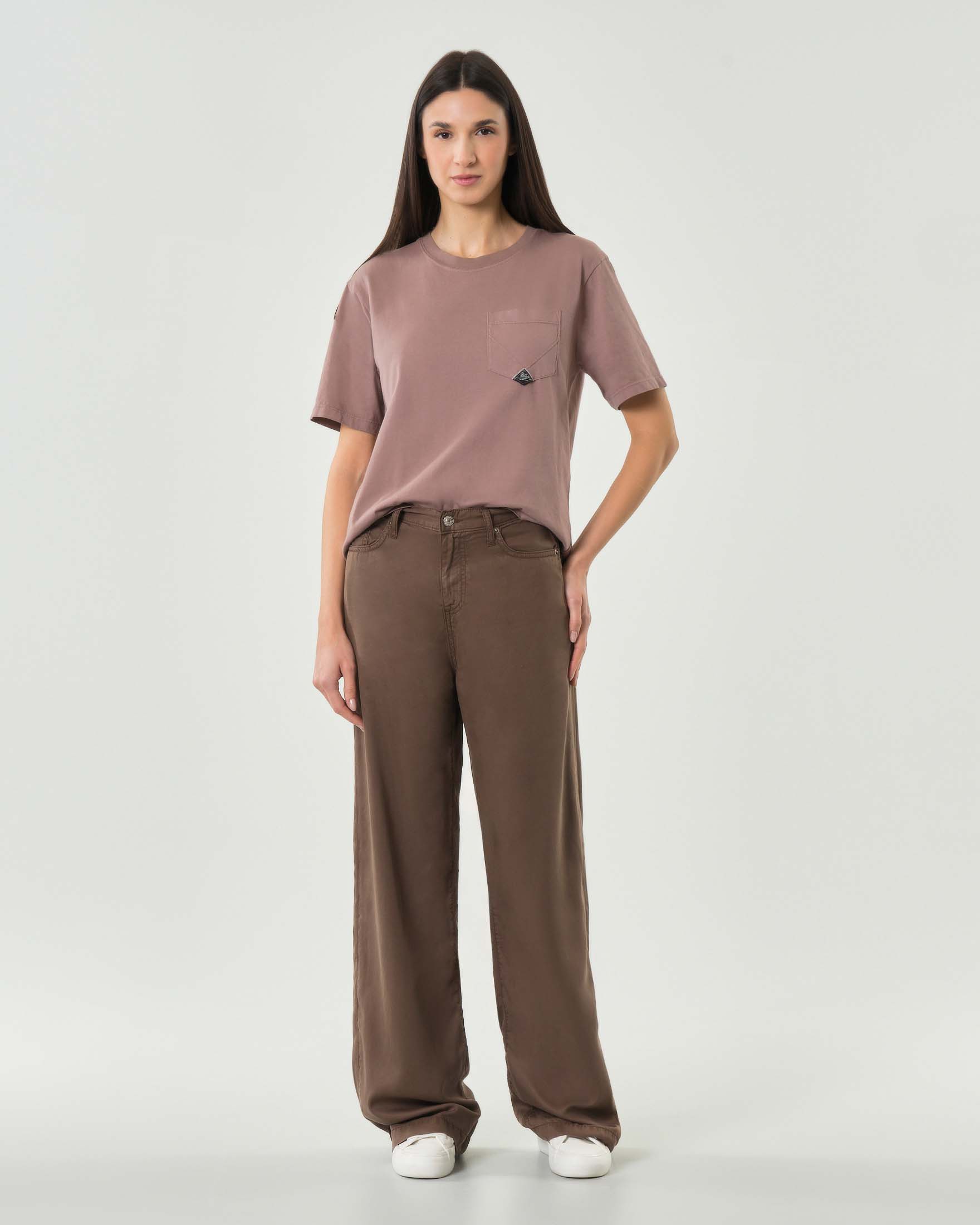 T-shirt girocollo rosa antico Roy Roger's a maniche corte con taschino sul davanti e logo image