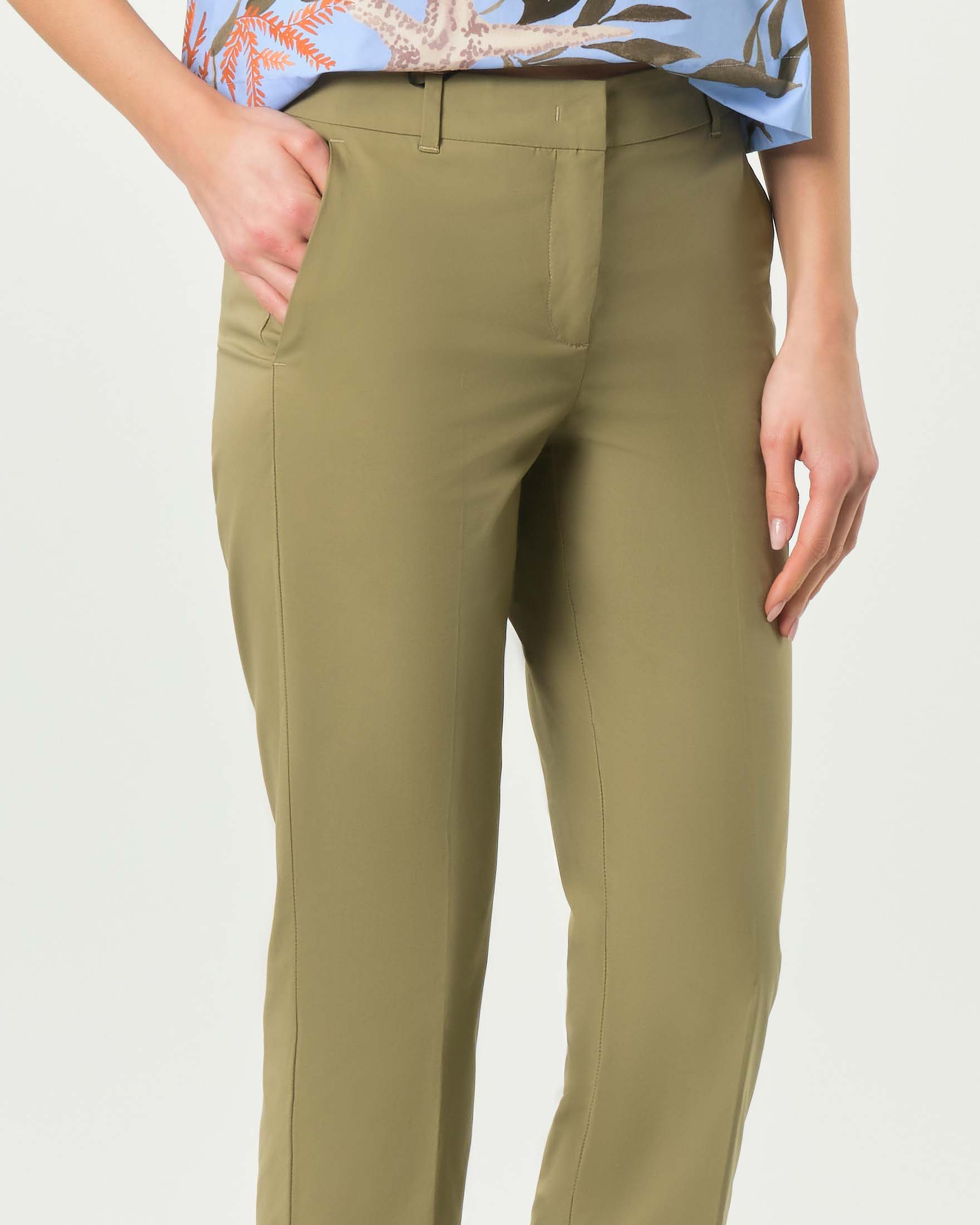 Pantaloni verdi militare Marella in popeline a sigaretta con chiusura con gancio e zip image