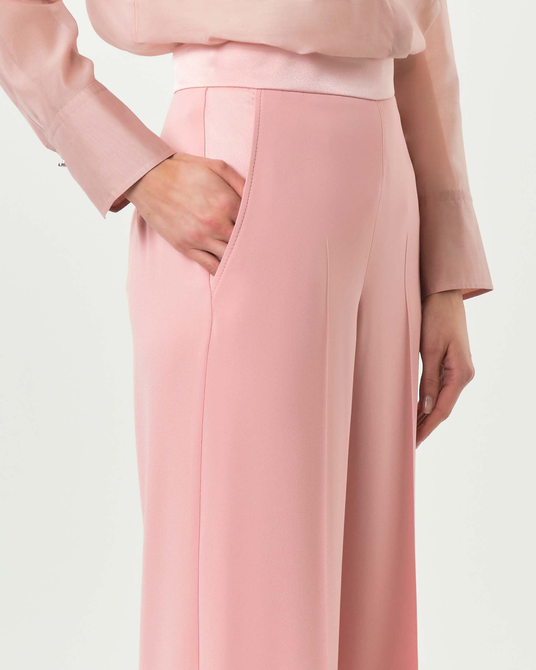Pantaloni a palazzo Marella rosa in crepe con piega fronte e retro e chiusura a zip image