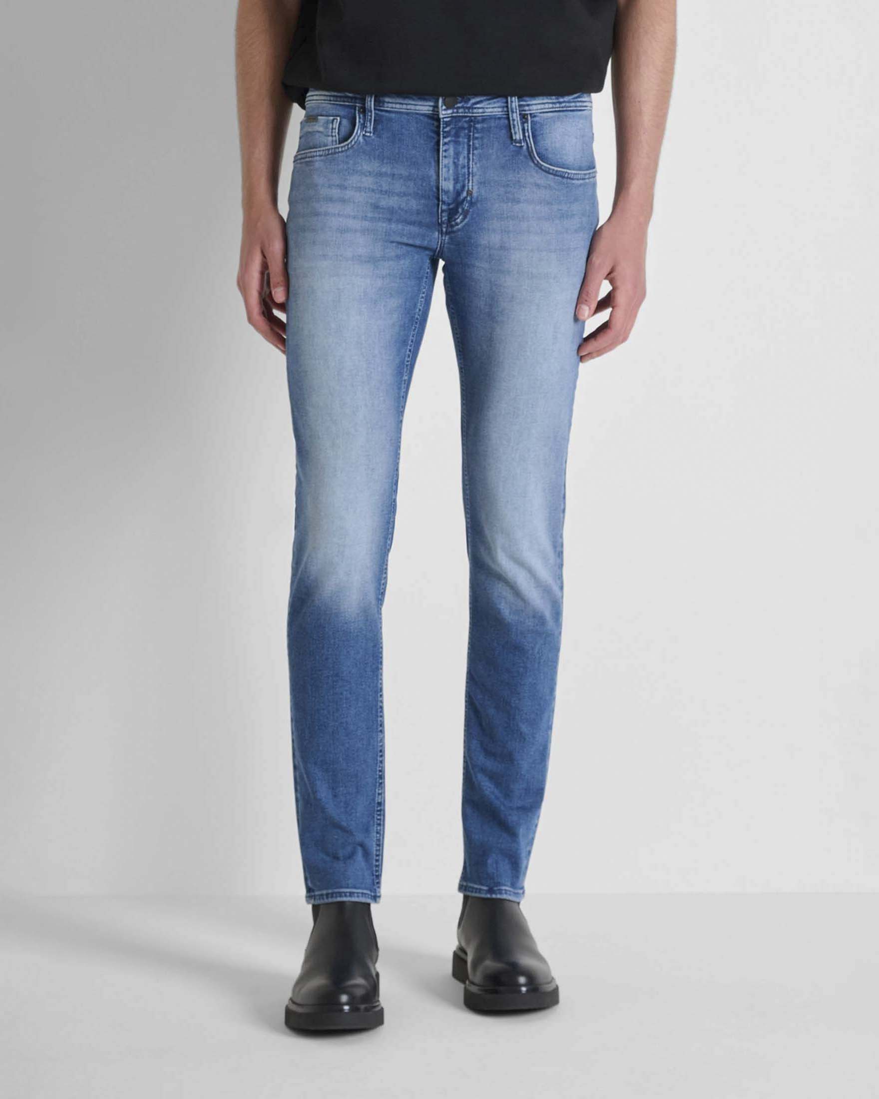 Jeans lavaggio chiaro in misto cotone elasticizzato
