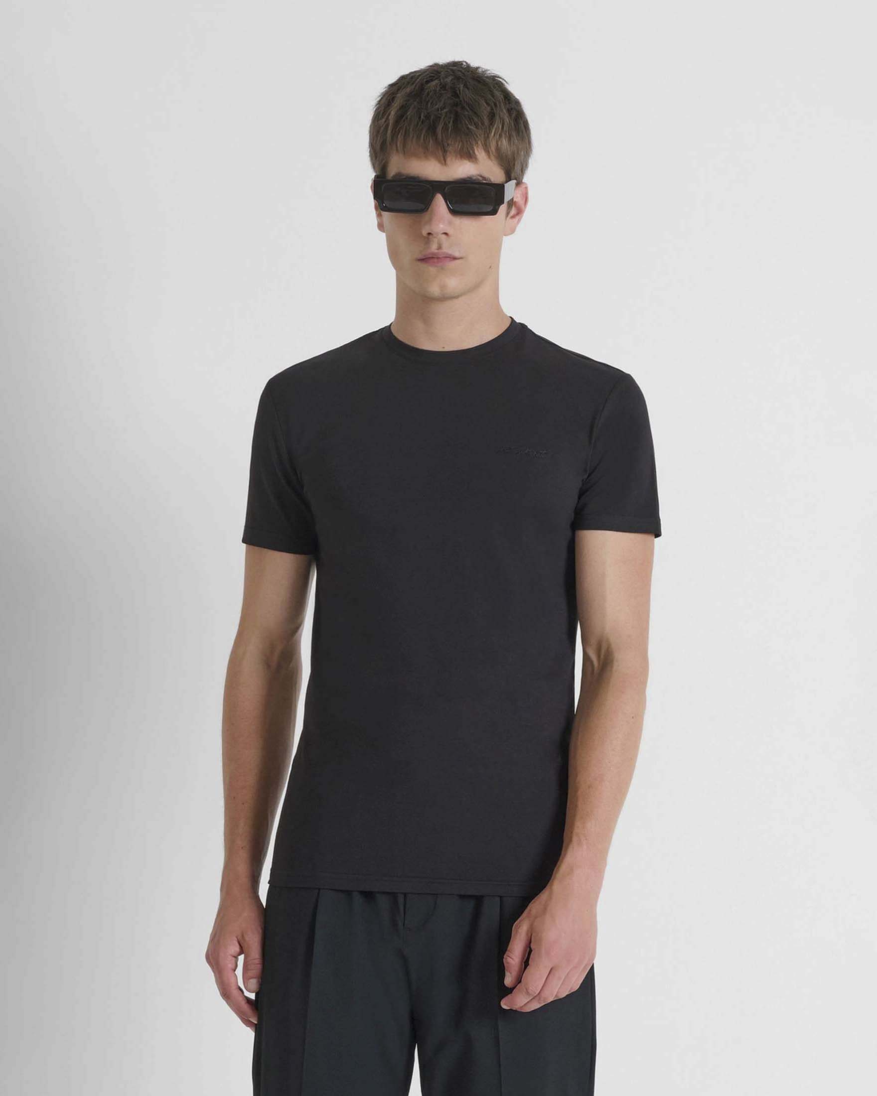 T-shirt nera in cotone elasticizzato
