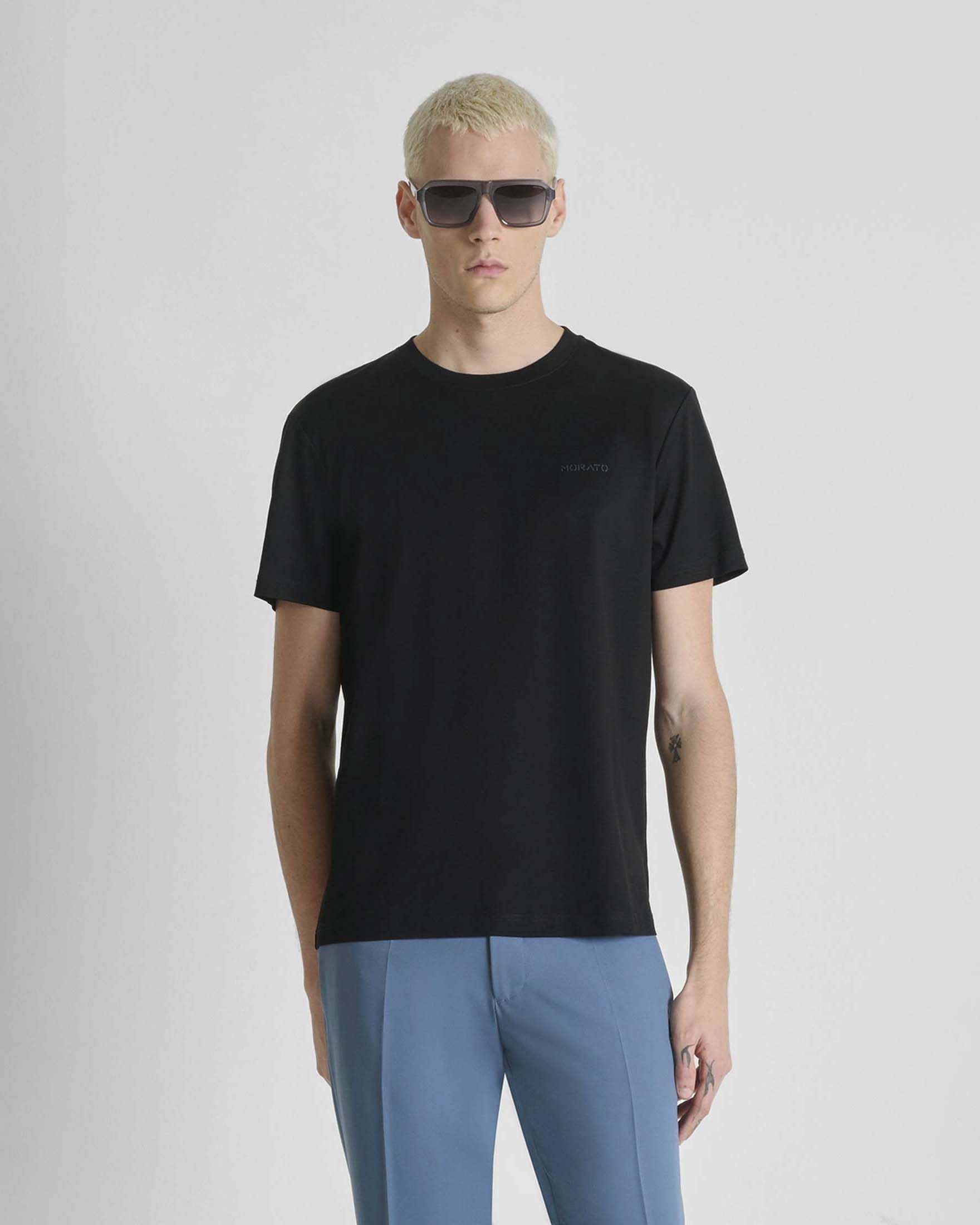 T-shirt nera in cotone