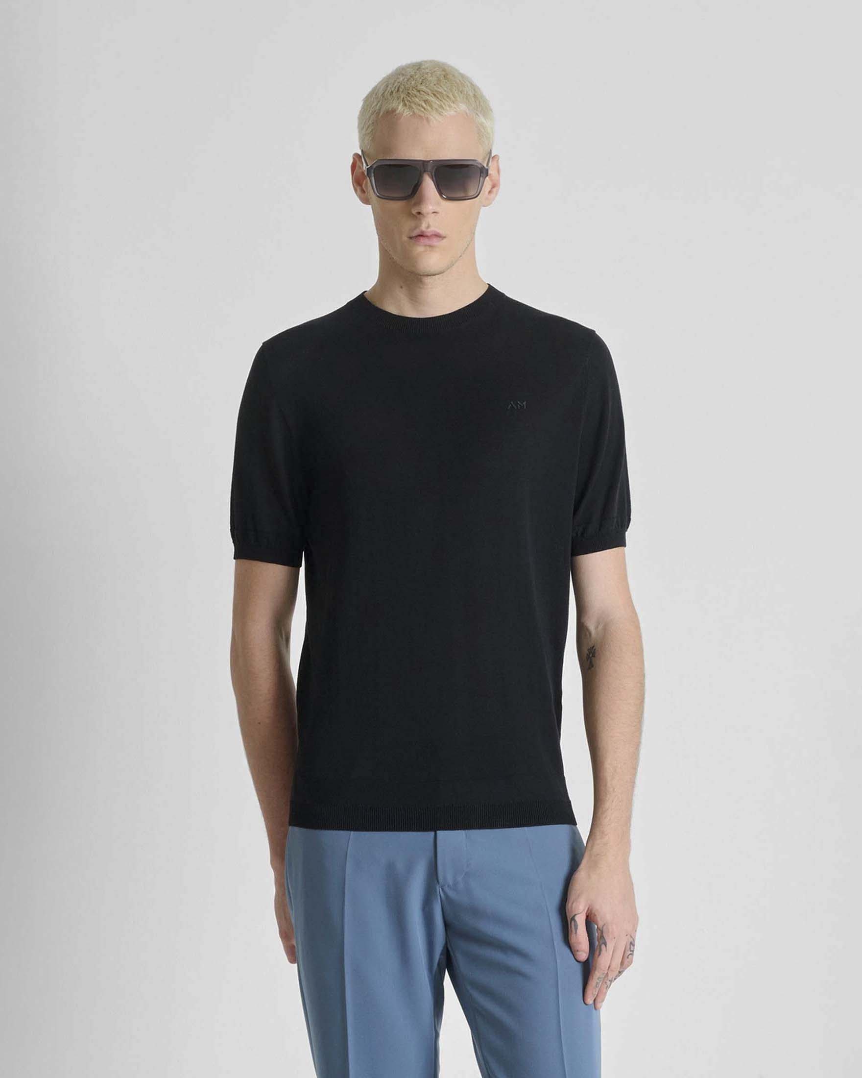 T-shirt mezza manica Antony Morato nera in maglia di cotone e viscosa