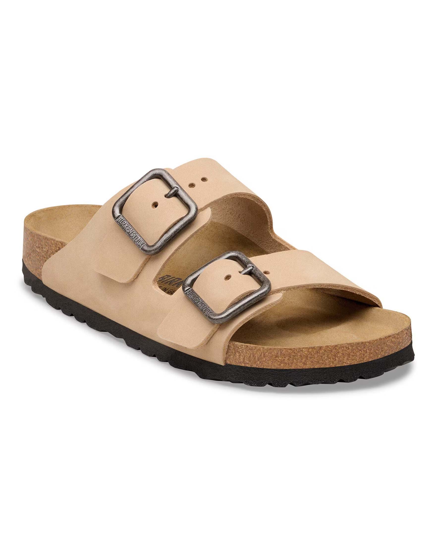 Sandalo Birkenstock Arizona Wire Buckle in pelle nabuk sabbia con doppia fascetta