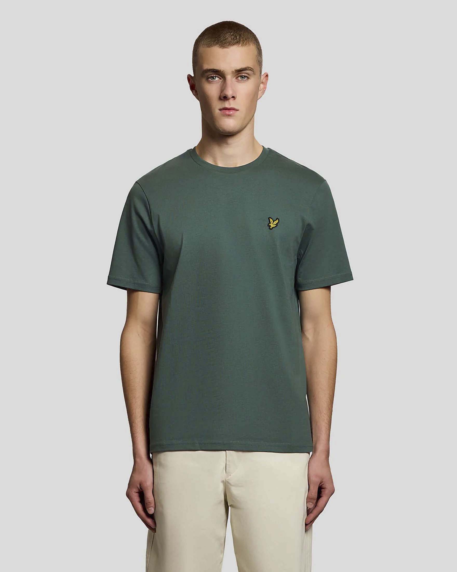 T-shirt Lyle & Scott mezza manica verde in cotone con logo aquila gialla ricamata sul petto image