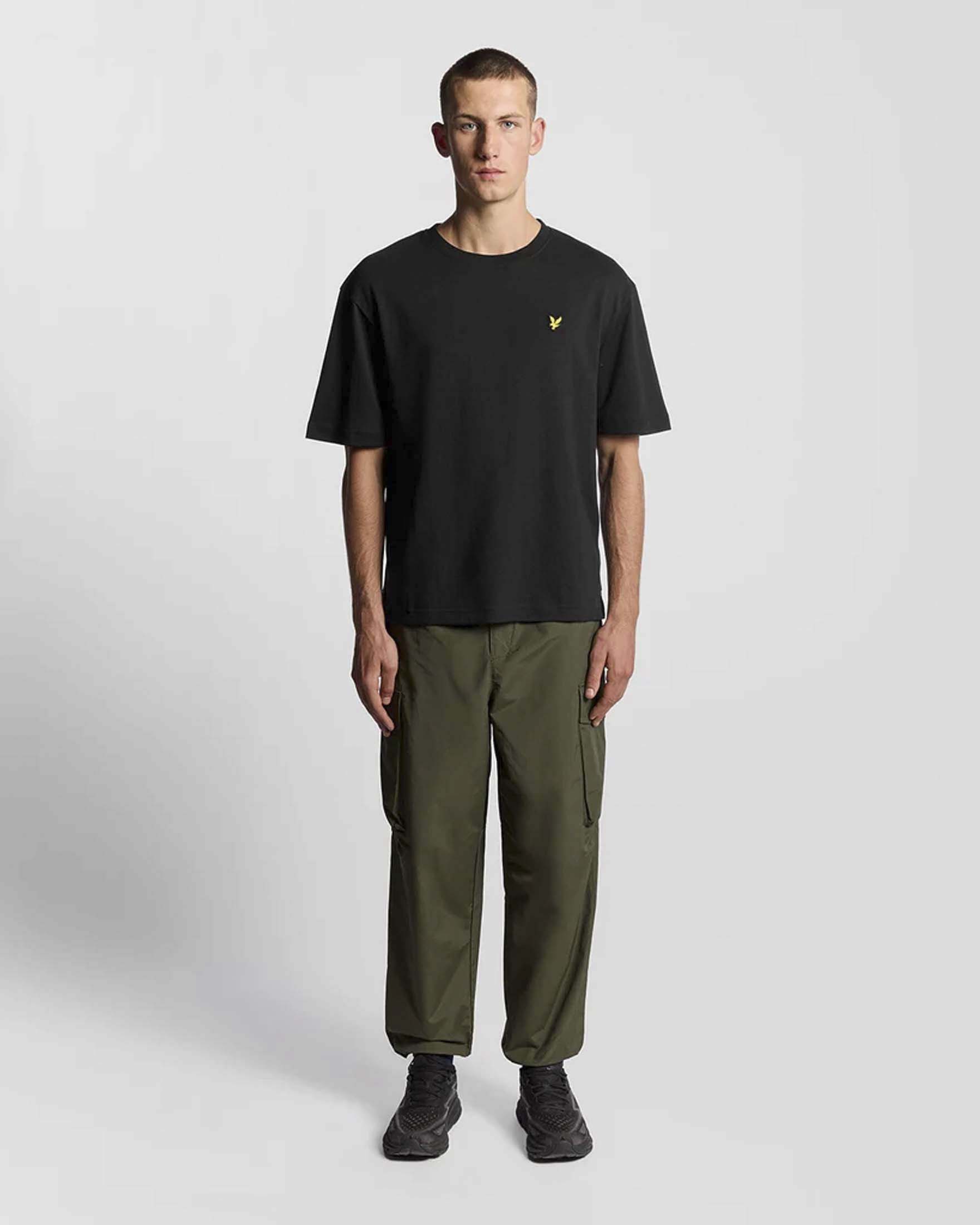 T-shirt oversize nera in cotone
