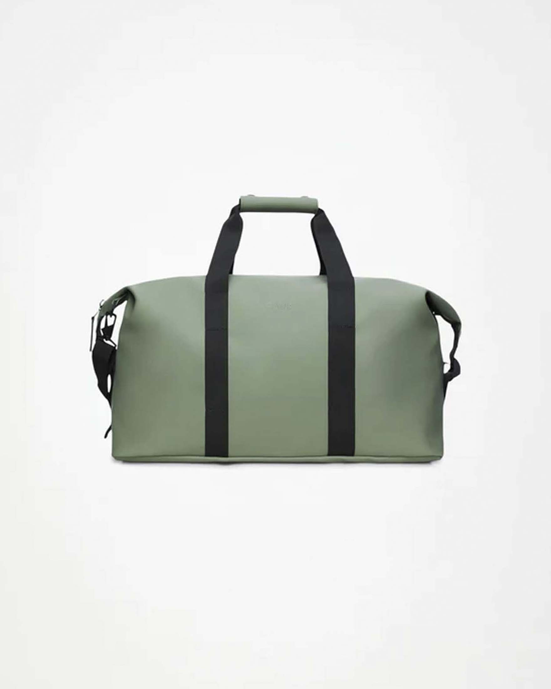 Borsa Weekend Bag verde salvia in tessuto impermeabile effetto gommato con tracolla removibile