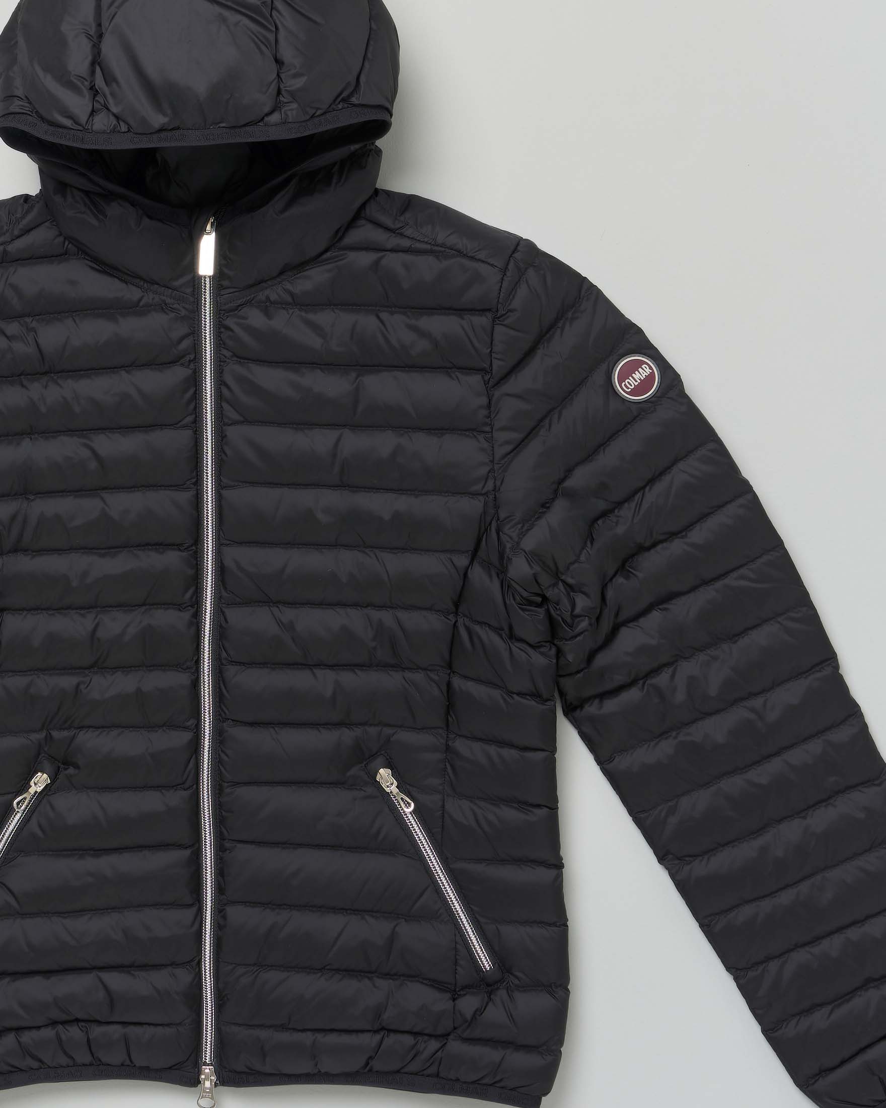 Piumino Colmar nero in nylon imbottito e trapuntato con cappuccio image