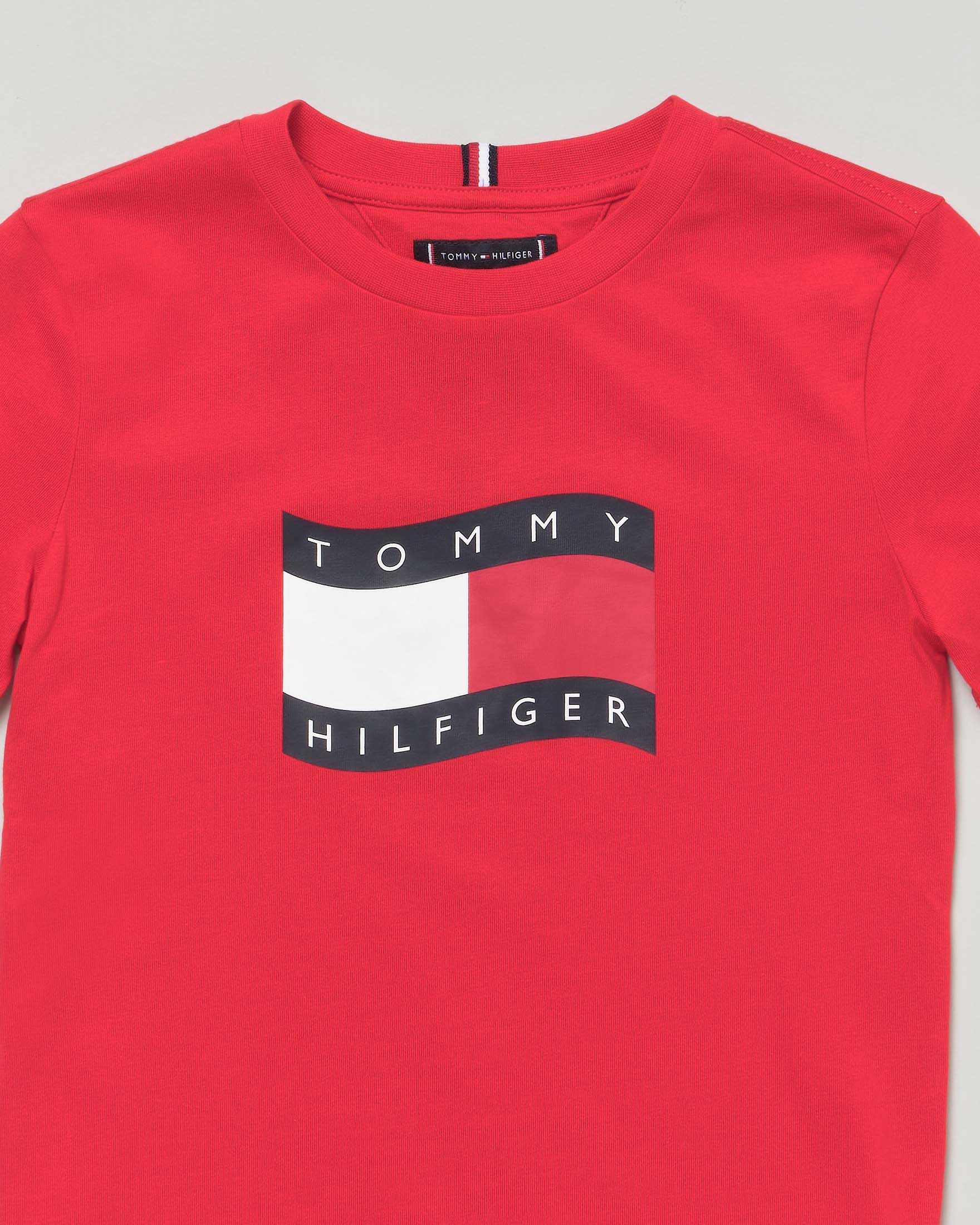 T-shirt Tommy Hilfiger rossa in puro cotone con bendiera logo icon image