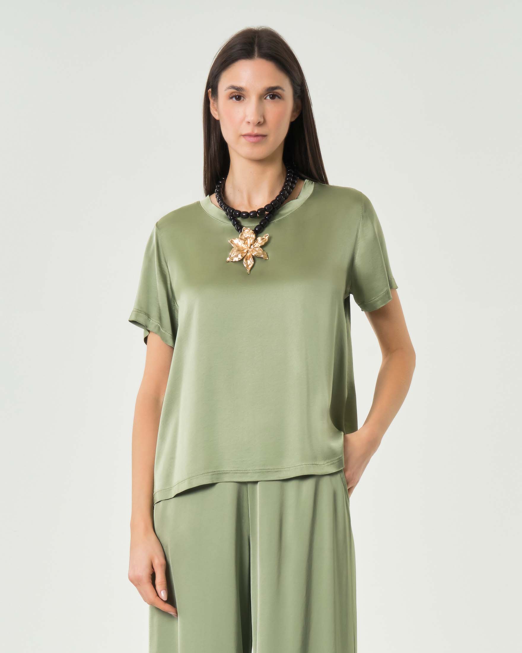 Hlo! — Blusa maniche corte Hlo! salvia in raso di viscosa