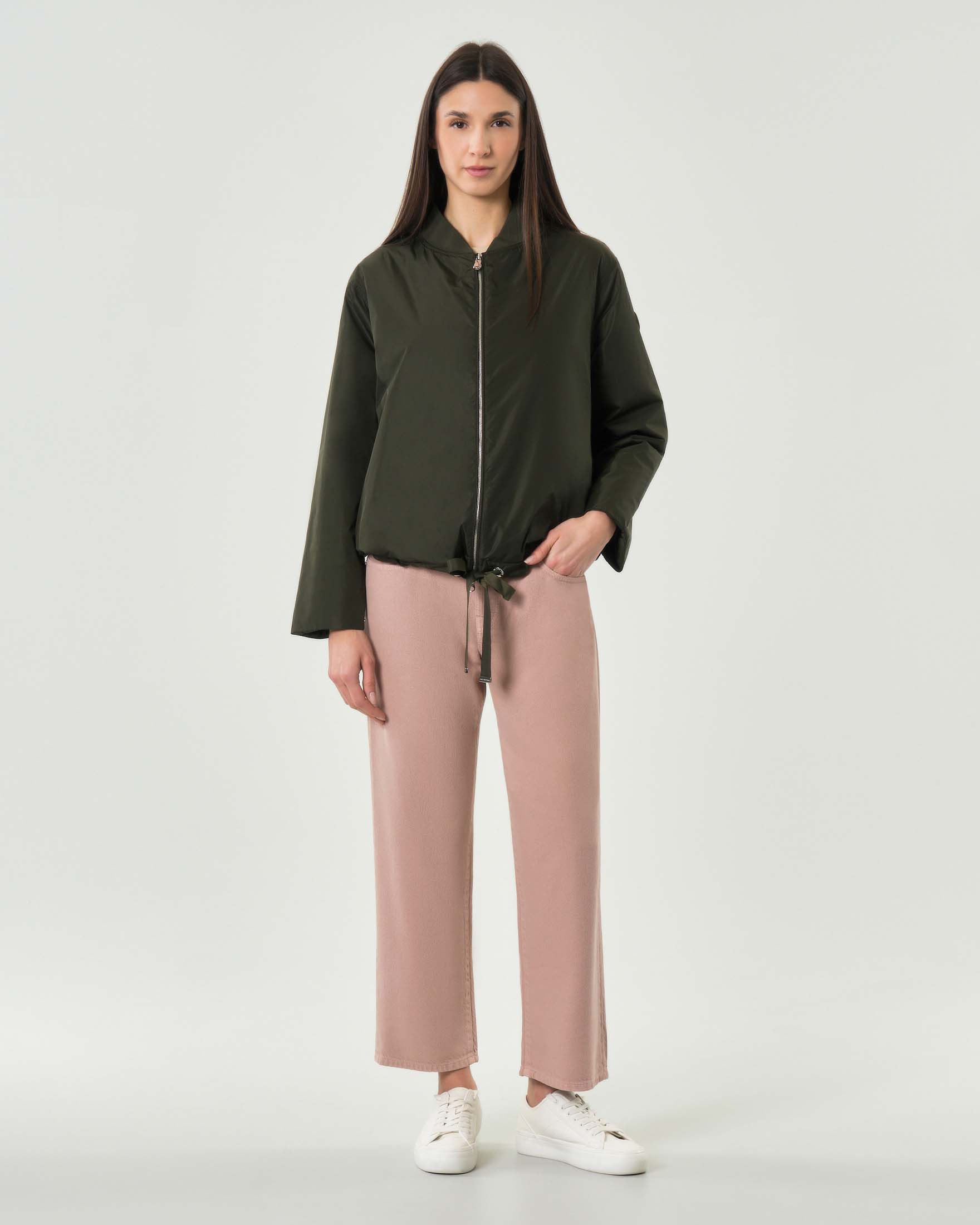 Bomber leggero Save The Duck verde militare con chiusura zip e coulisse regolabile in vita