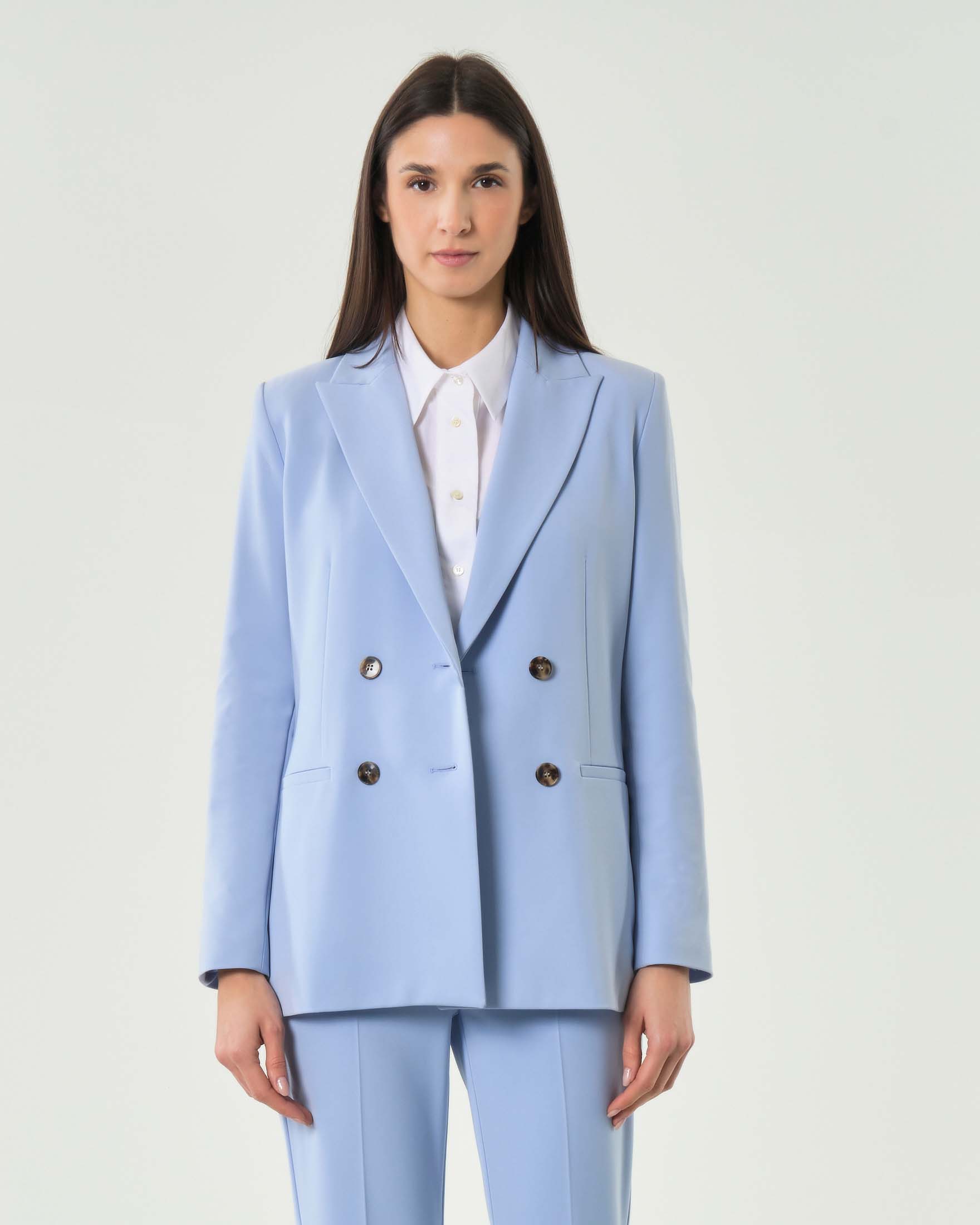 Giacca azzurra sfiancata doppiopetto Emme Marella in tessuto stretch con spallina strutturata