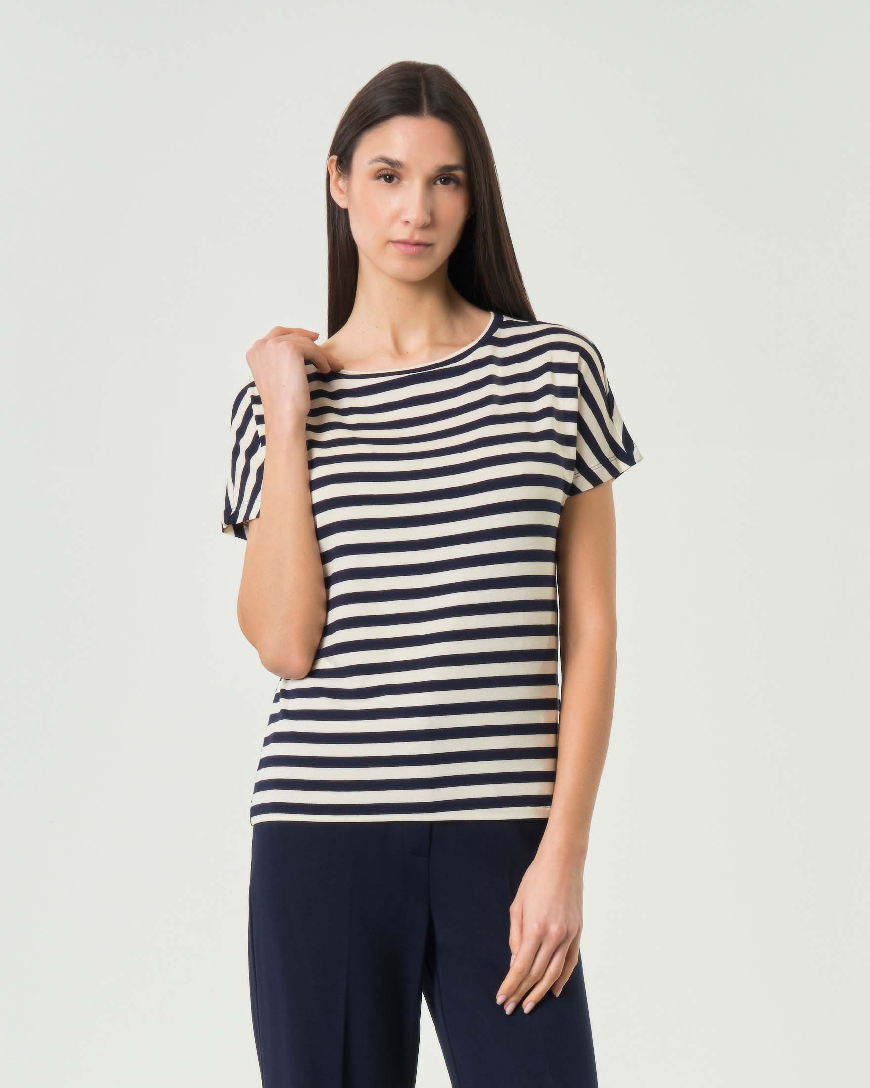 T-shirt blu a maniche corte con righe bianche in jersey stretch