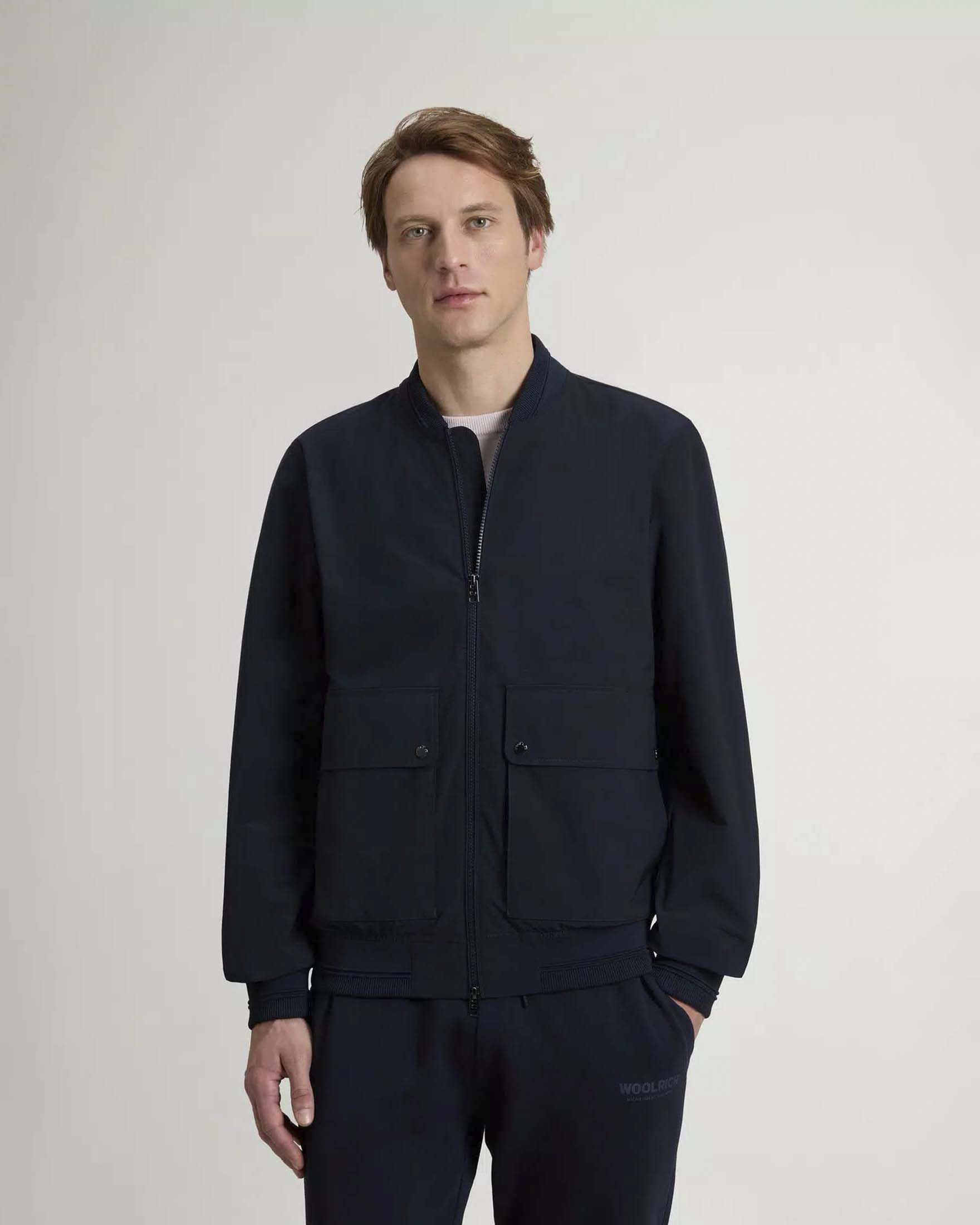Giubbino Woolrich Urban Wesley bomber blu in Urban Touch image