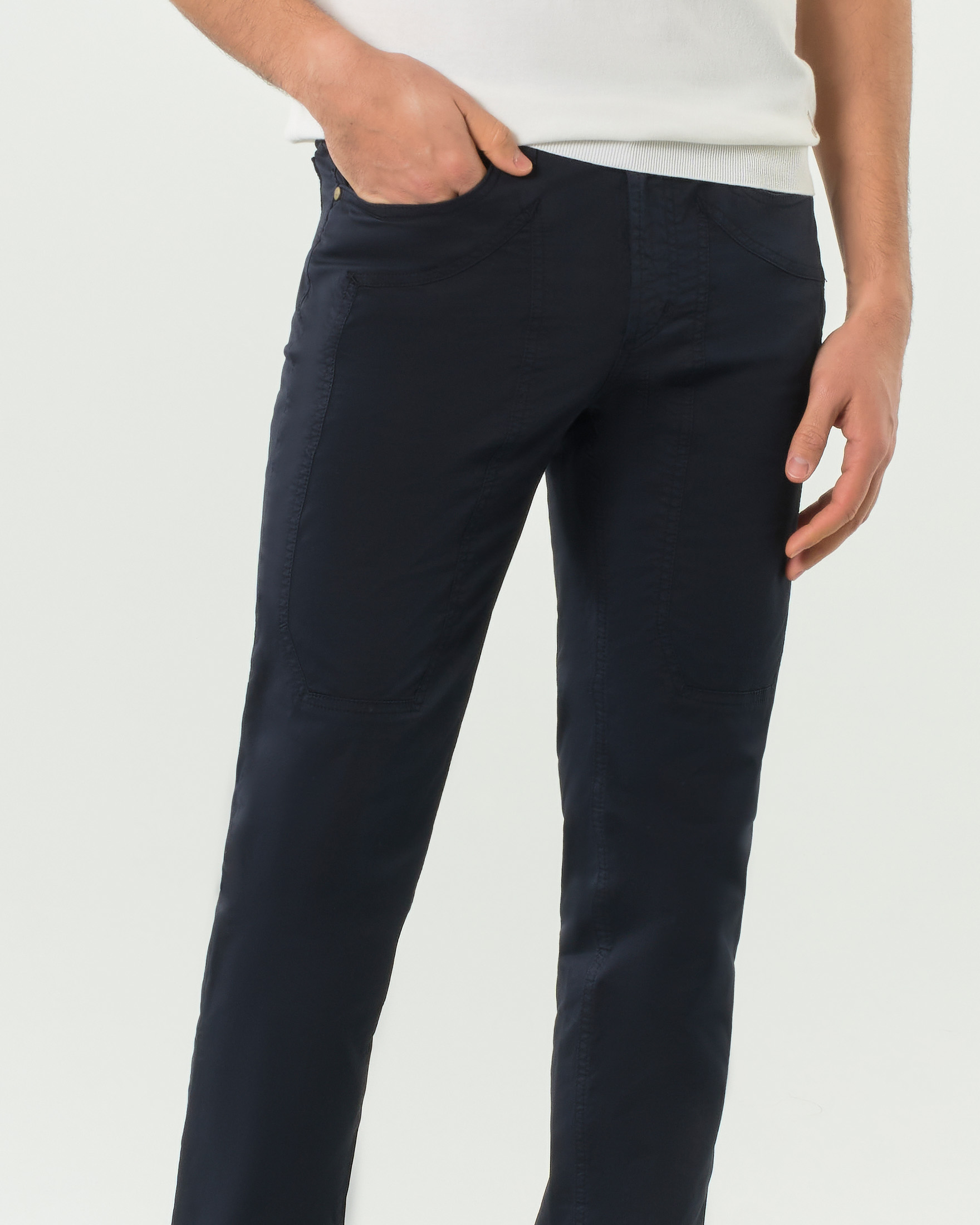 Pantalone Jeckerson blu cinque tasche modello PA077 in gabardina di cotone stretch con toppa image