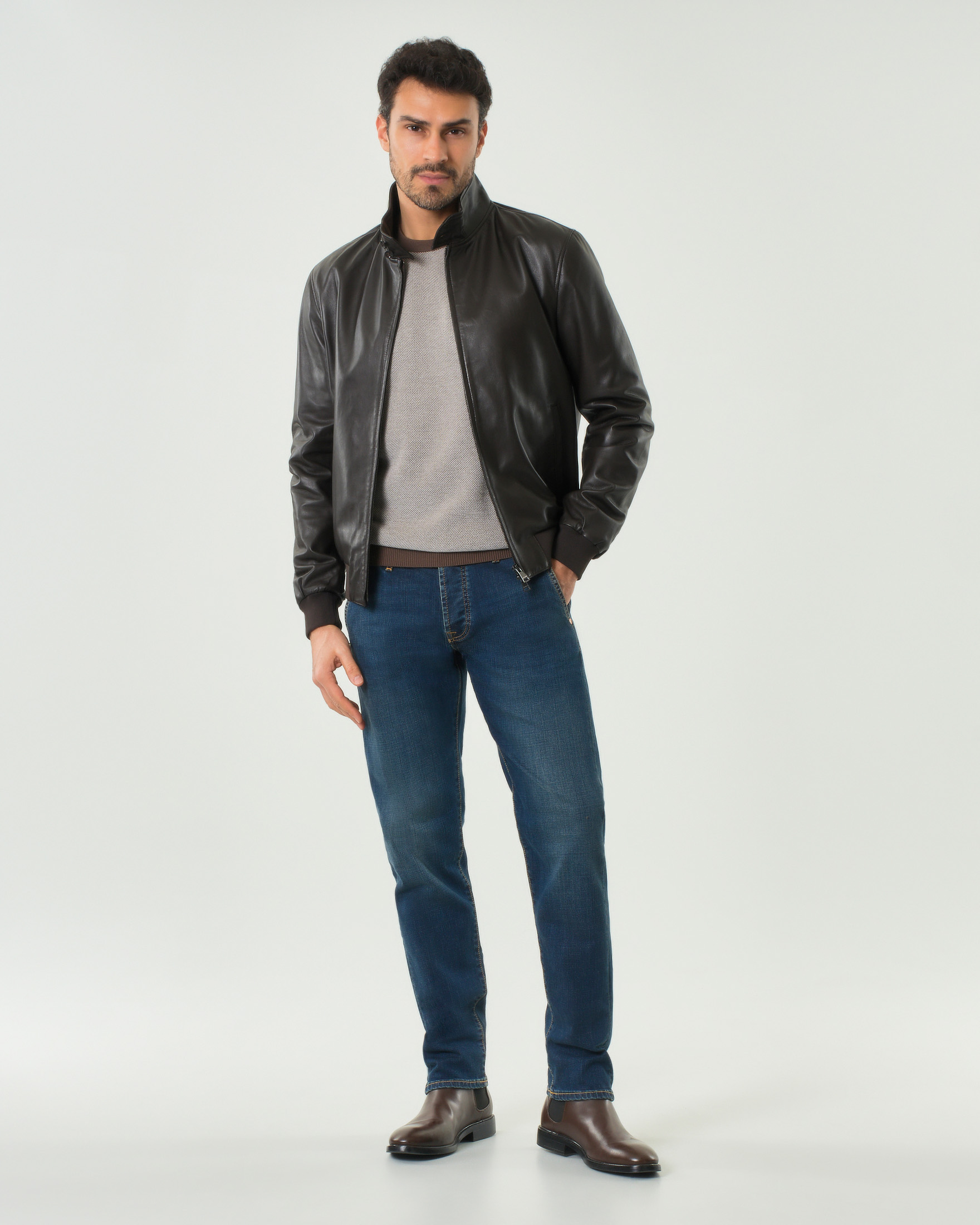 Bomber Mabrun testa di moro in pelle image