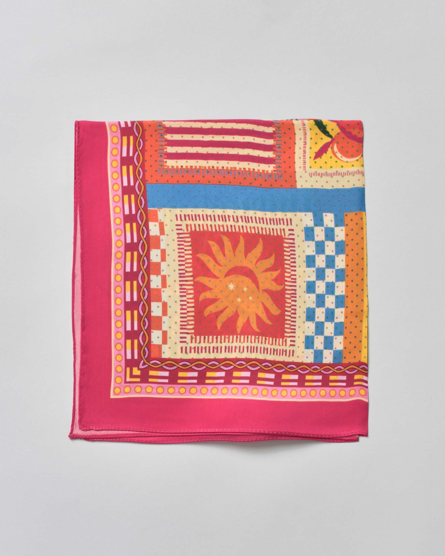 Foulard fucsia in modal con stampa tropicale e dettagi geometrici