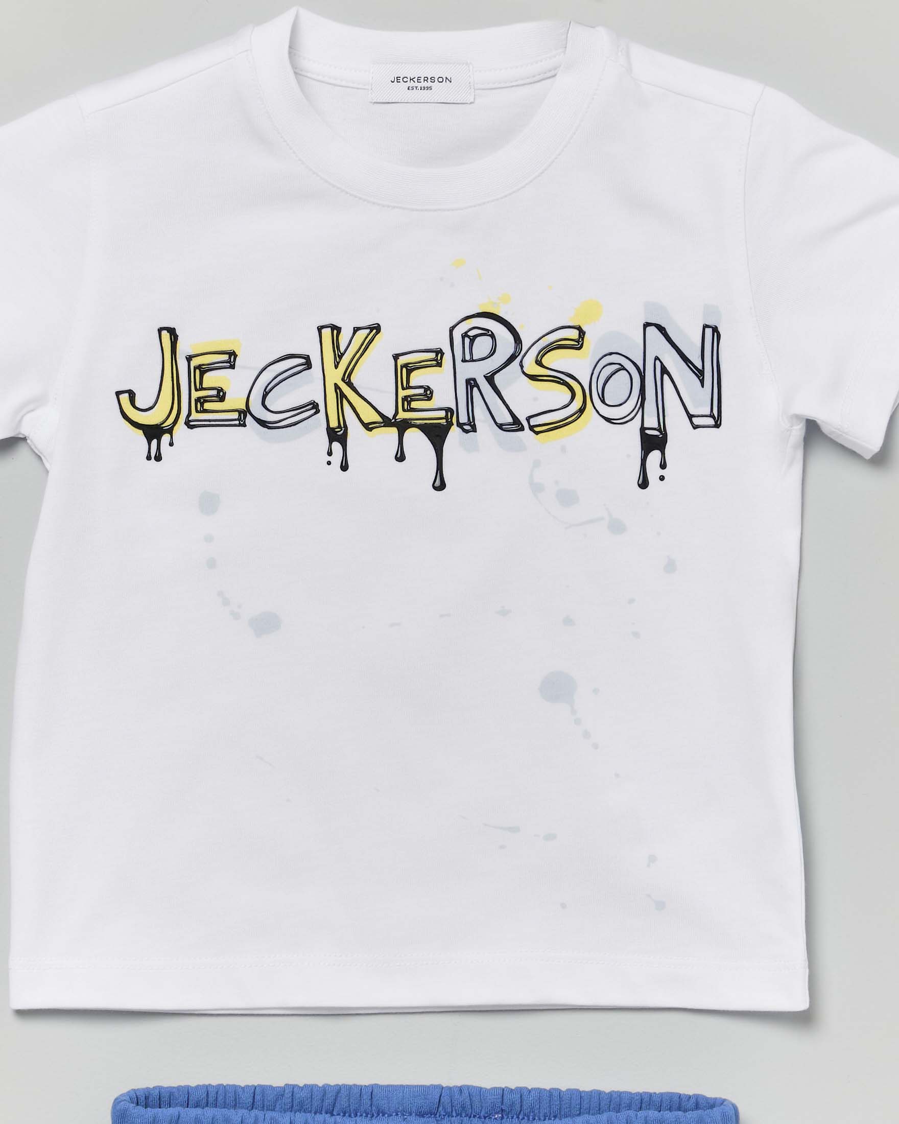 Completo tuta Jackerson t-shirt bianca e bermuda azzurro image