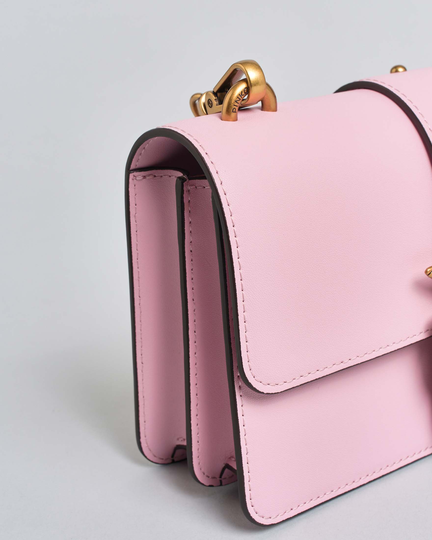 Borsa piccola Love Bag One Pinko in pelle liscia rosa con fibbia Love Birds dorata e tracolla a catena image