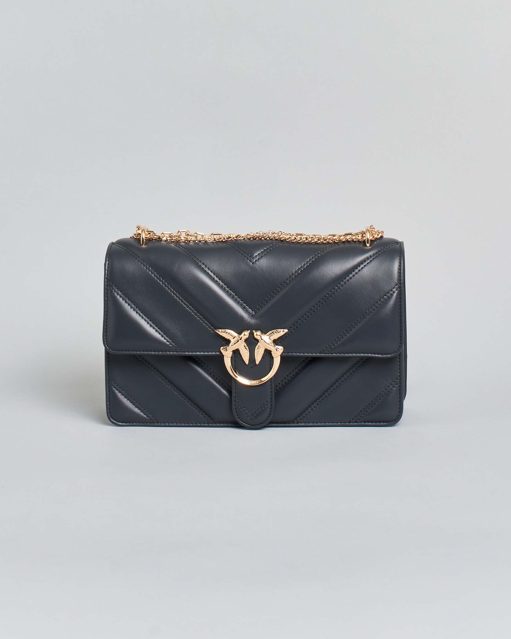 Borsa a tracolla media Love Bag One Pinko nera in pelle chevron con tripla catena