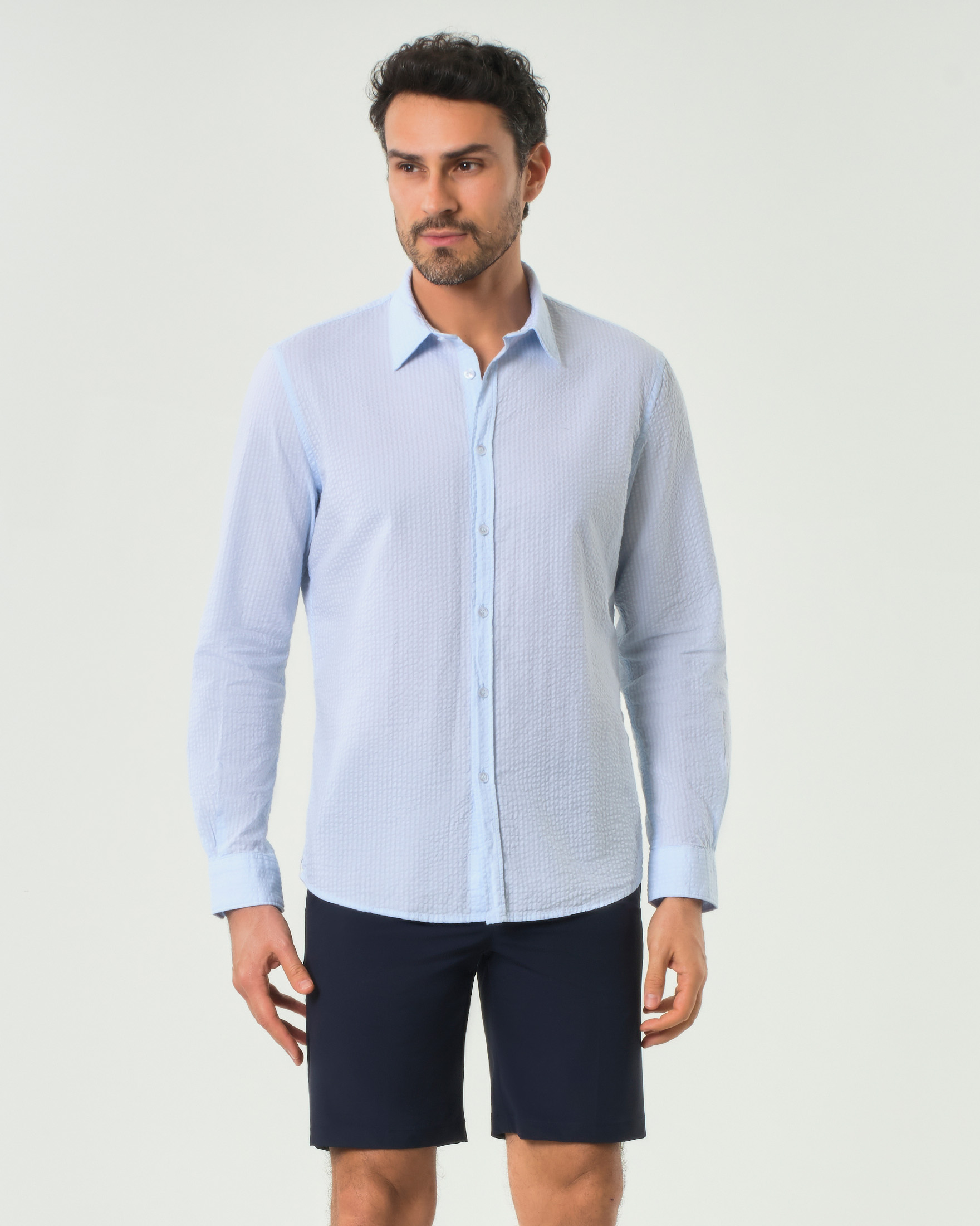Camicia azzurra in seersucker di puro cotone
