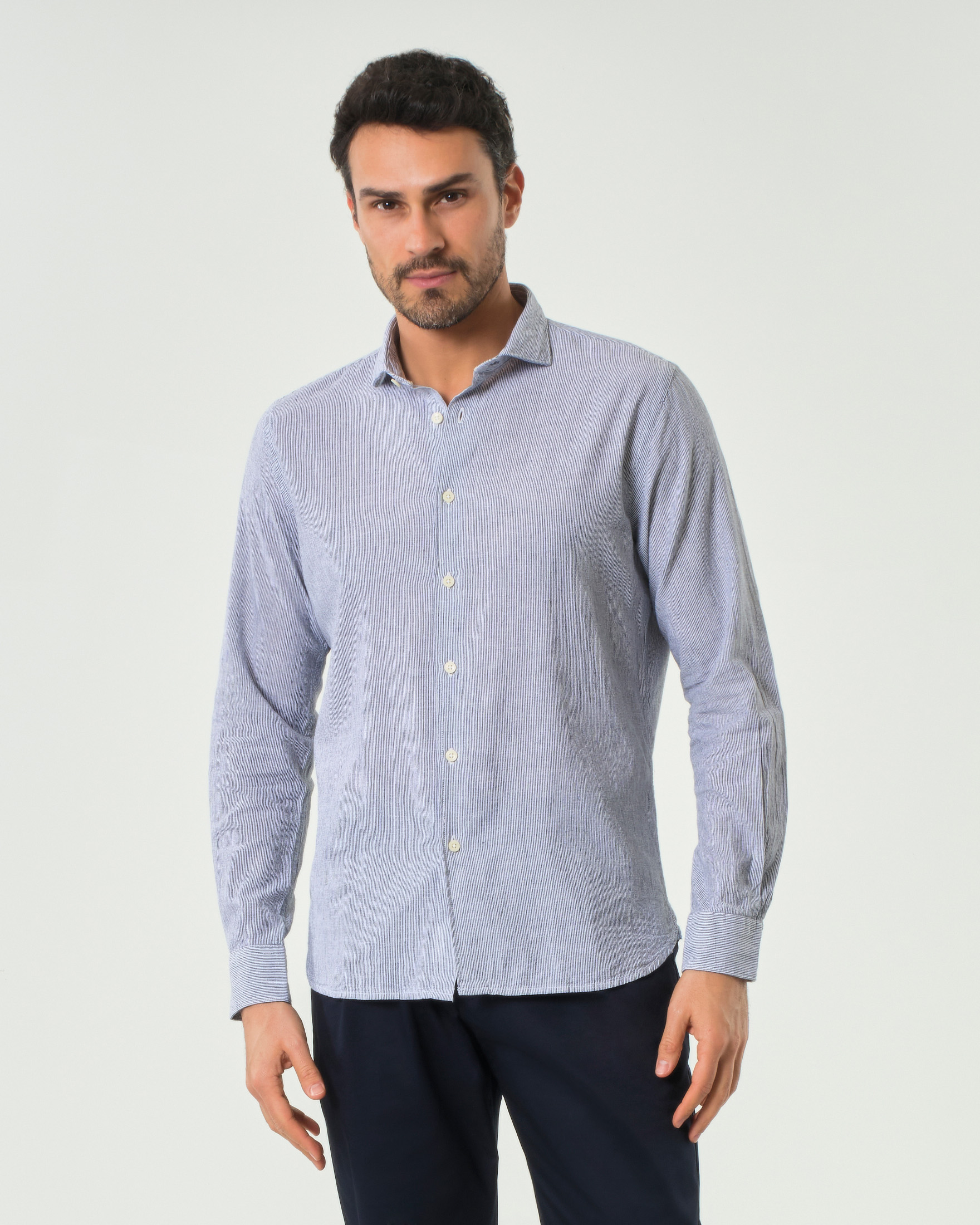 Camicia micro riga bianca e blu in misto cotone e lino